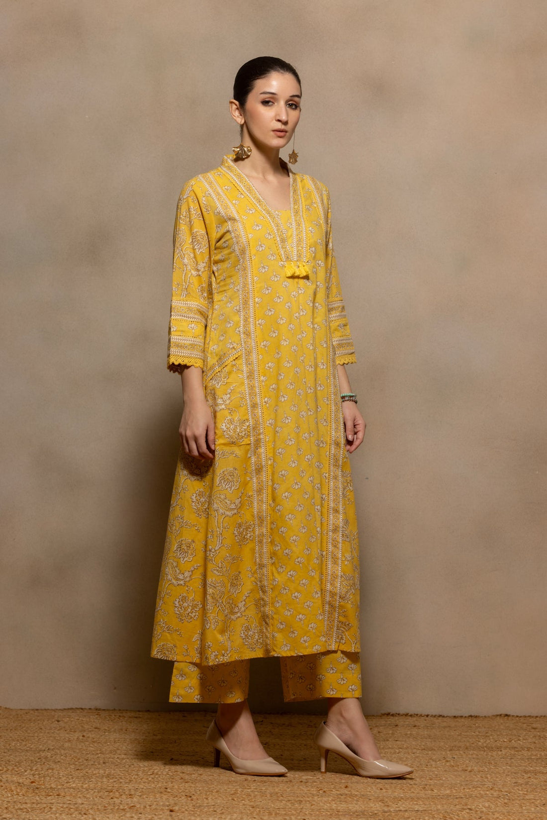 Yellow Floral Printed Flared Kurta 3 Pcs Set