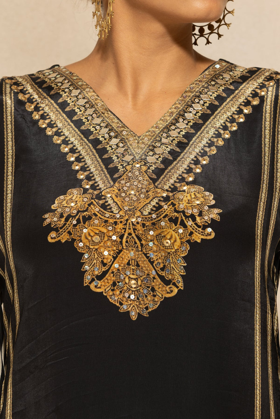 Black Embellished Kurta 3 Pcs Set