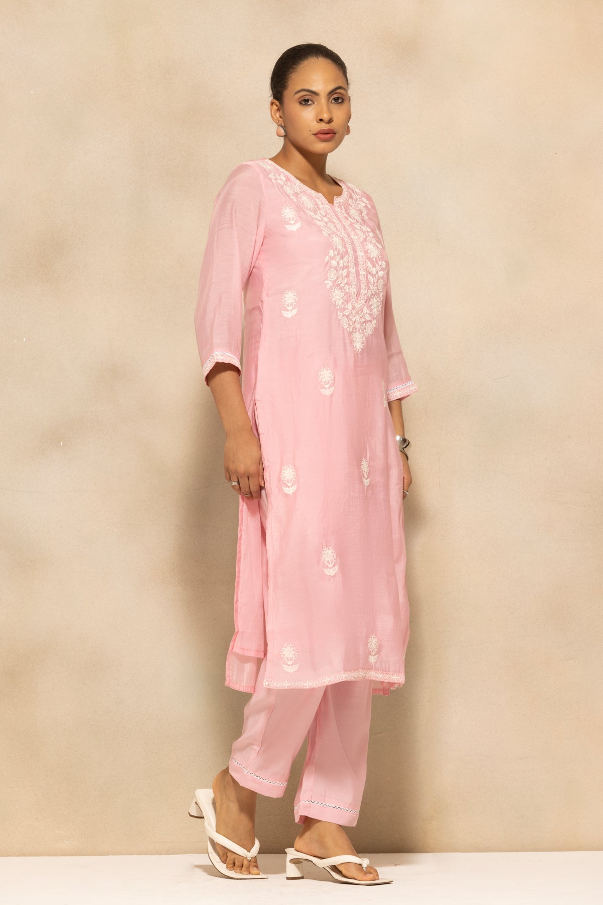 Pink Embroidered Kurta 3 Pcs Set