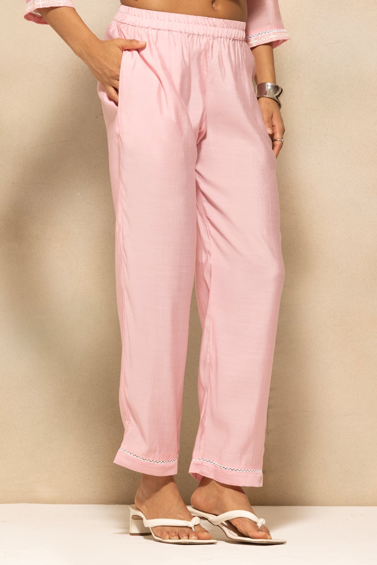 Pink Embroidered Kurta 3 Pcs Set