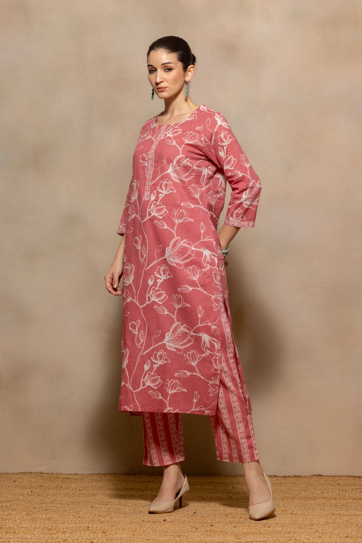 Pink Floral Printed Kurta 3 Pcs Set