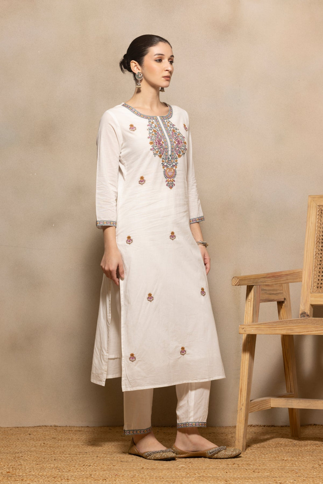 Cream Embroidered Kurta 3 Pcs Set