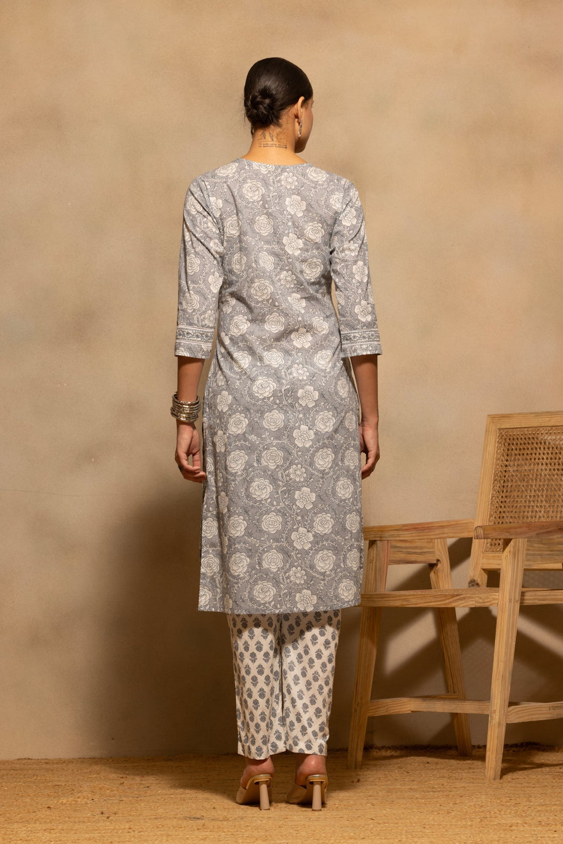 Grey Floral Printed A-line Kurta 3 Pcs Set