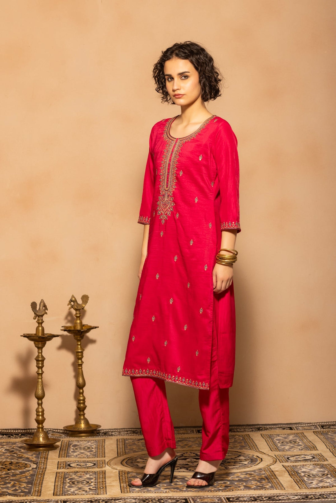 Pink Embroidered Kurta 3 Pcs Set