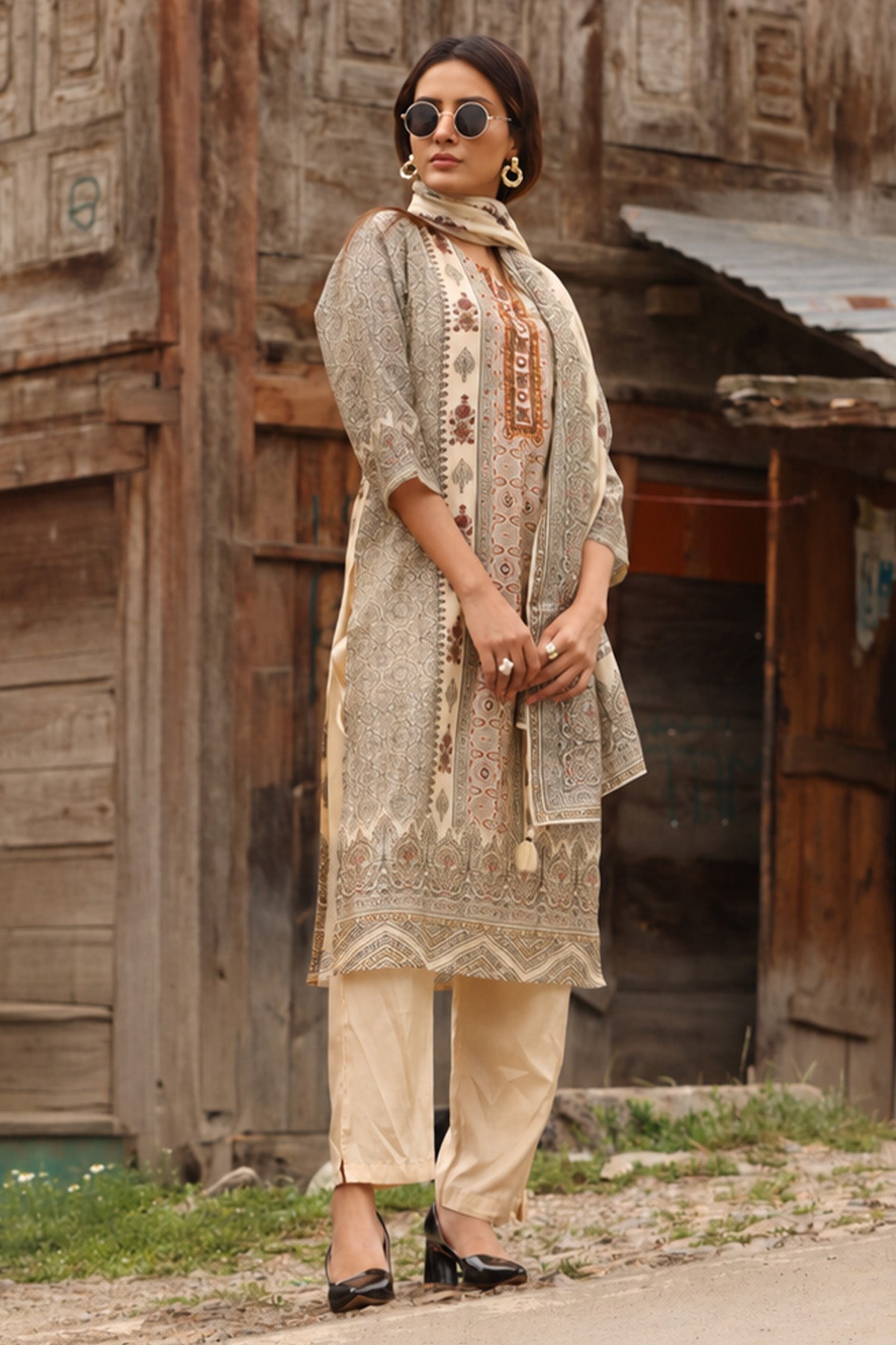 Beige Printed Kurta 3 Pcs Set