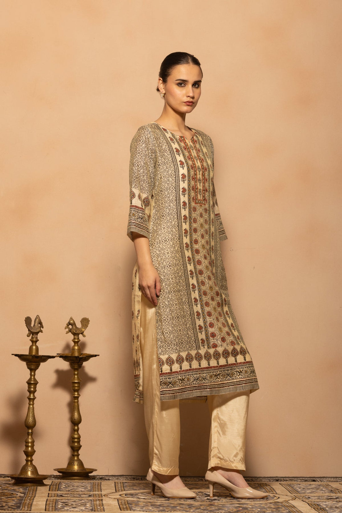 Cream Printed Kurta 3 Pcs Set