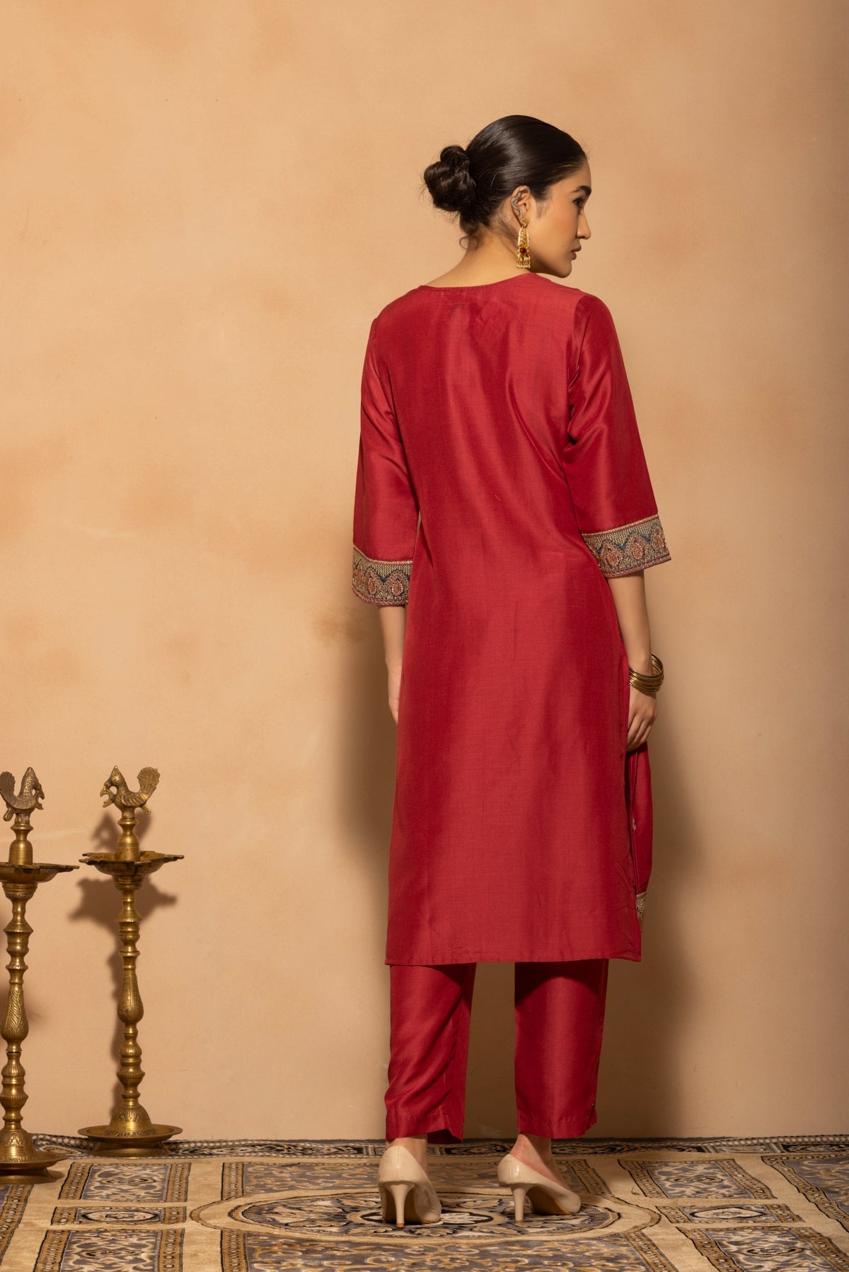 Maroon Embroidered Kurta 3 Pcs Set