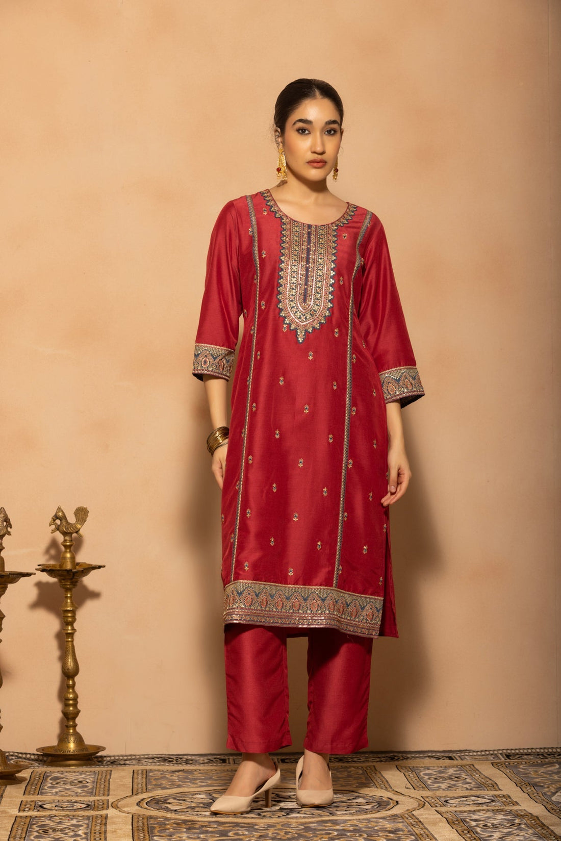 Maroon Embroidered Kurta 3 Pcs Set