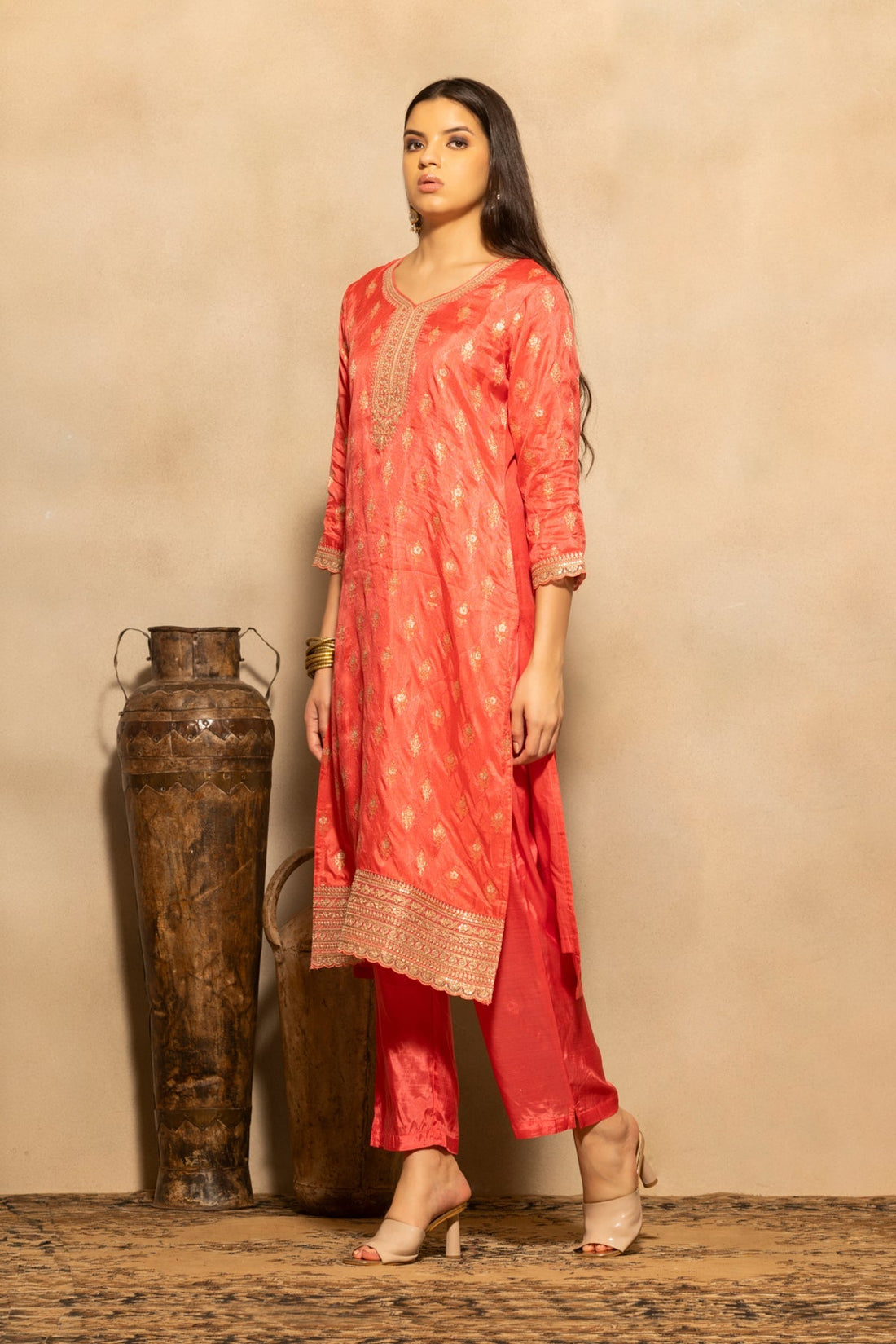 Pink Embroidered Kurta 3 Pcs Set