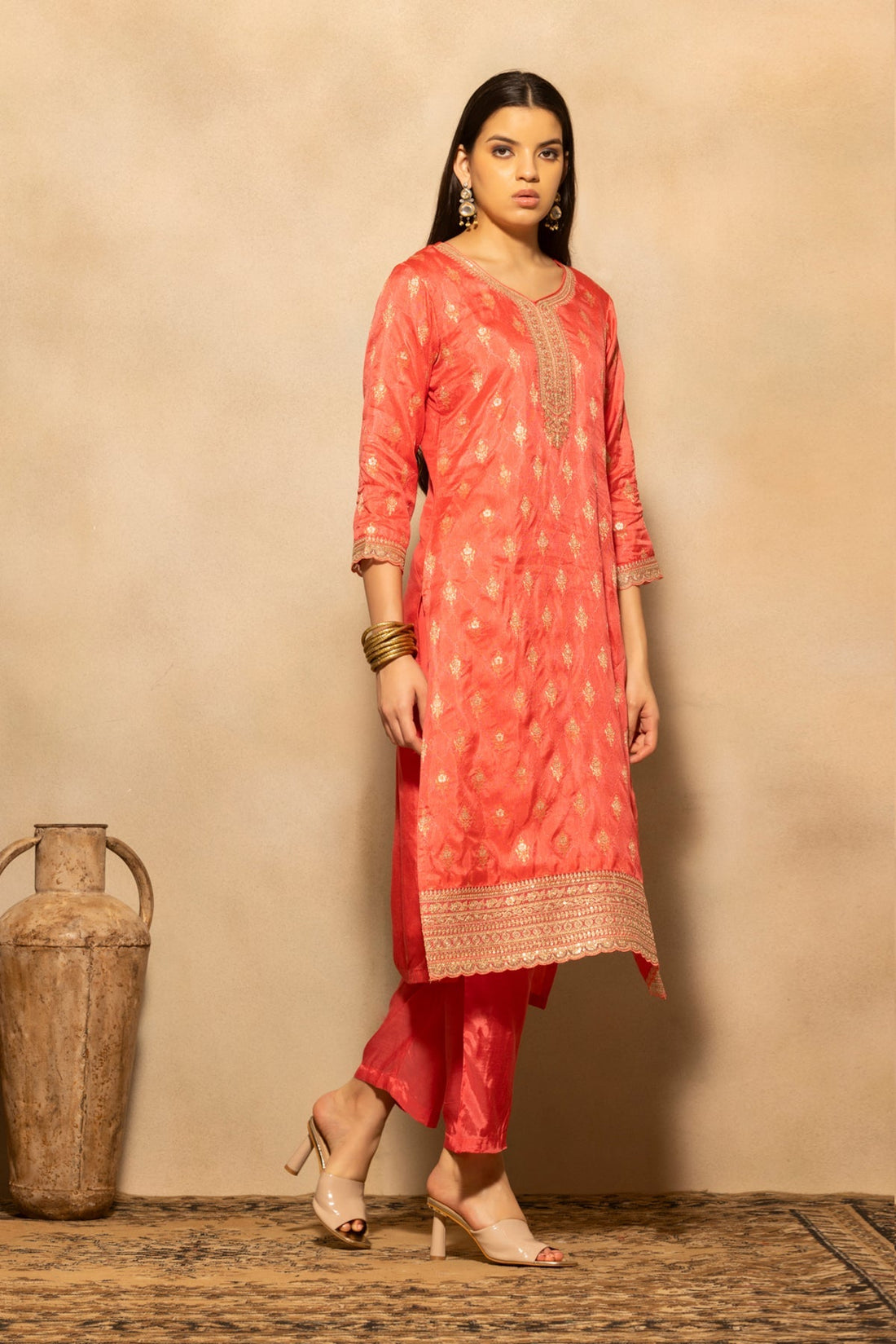 Pink Embroidered Kurta 3 Pcs Set