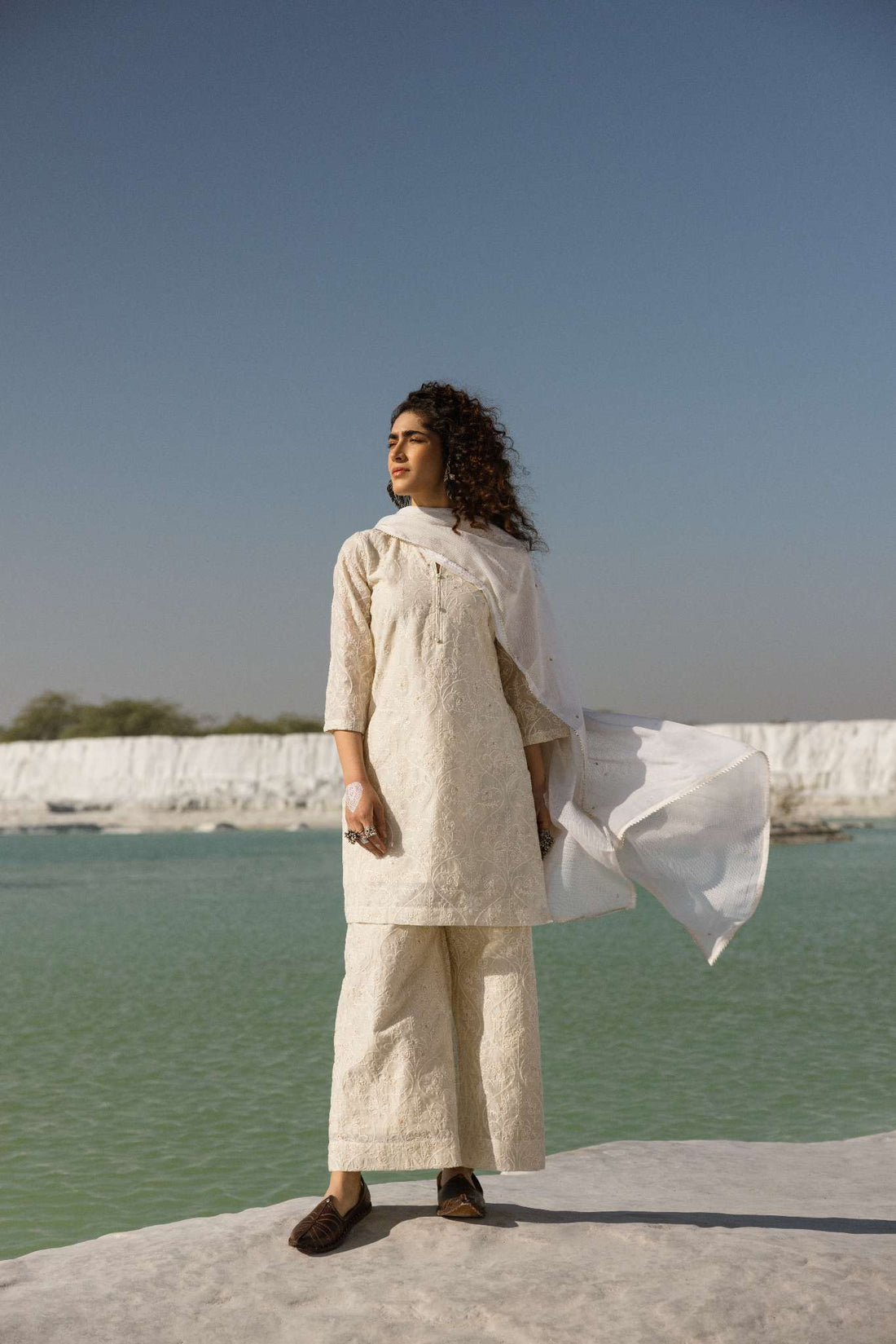 OFF WHITE JUTE CHANDERI CHIKANKARI KURTA SET