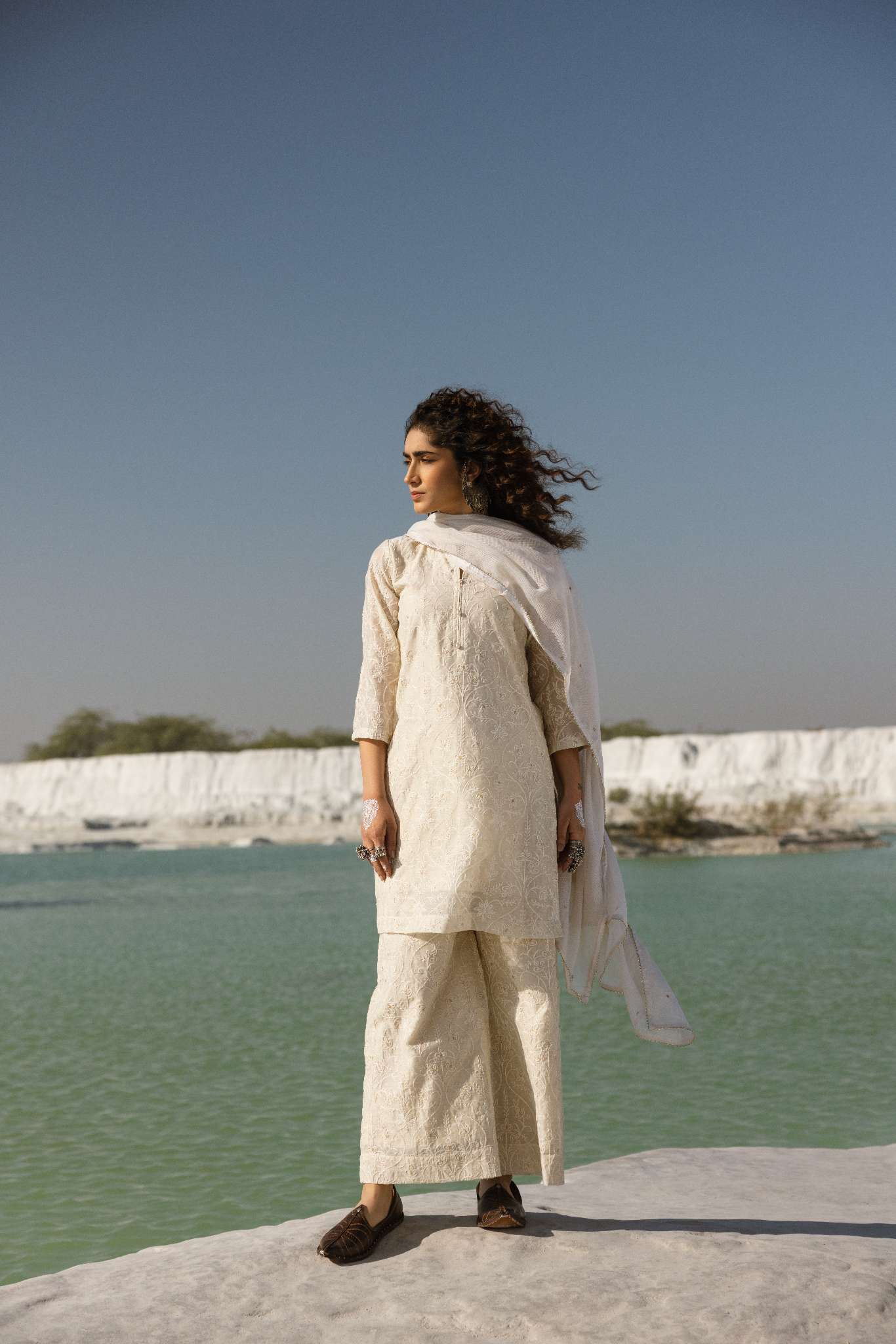 OFF WHITE JUTE CHANDERI CHIKANKARI KURTA SET
