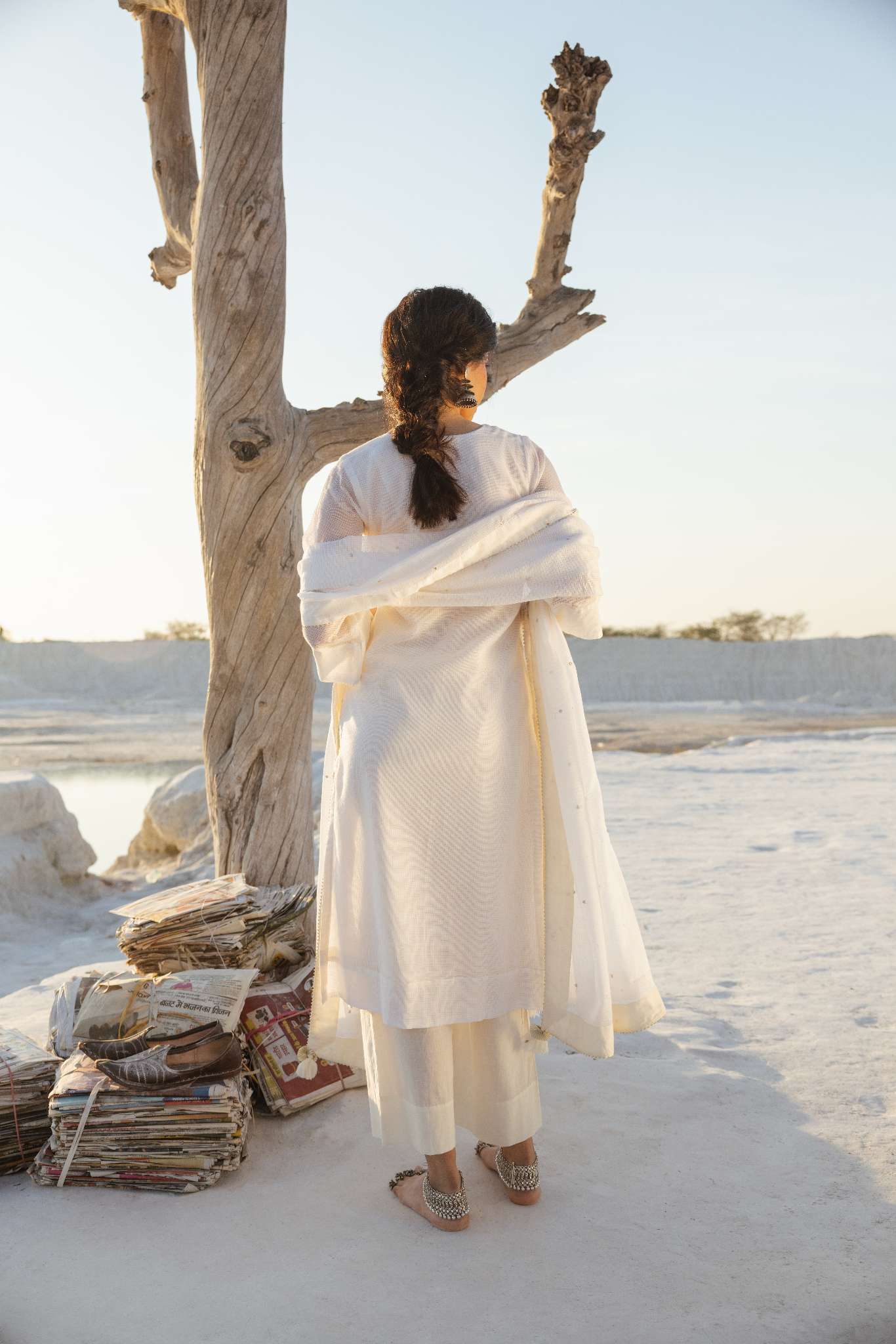 OFF - WHITE STRAIGHT KURTA SET