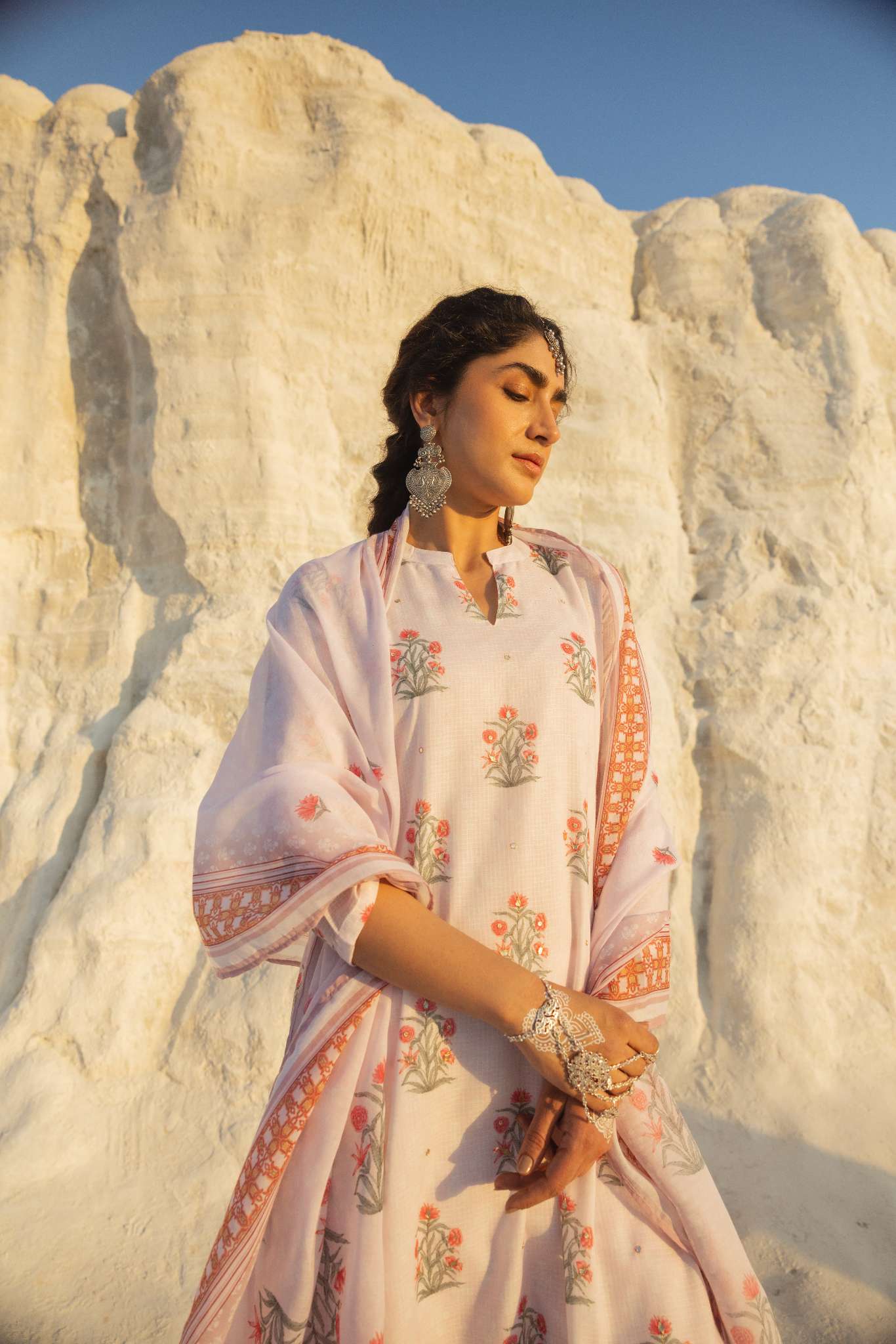 PASTEL PINK EMBROIDERED DIGITAL PRINT KURTA SET