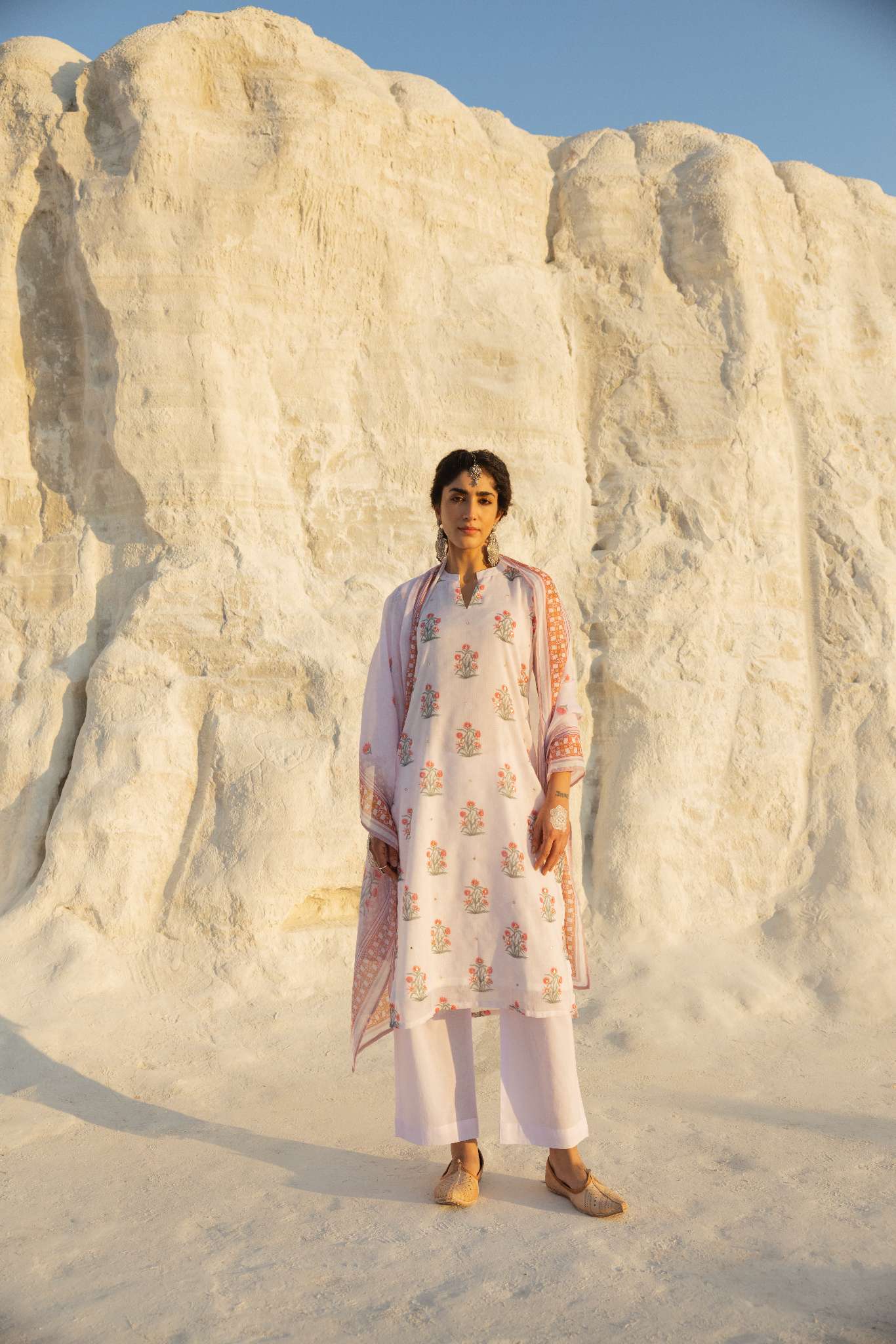 PASTEL PINK EMBROIDERED DIGITAL PRINT KURTA SET