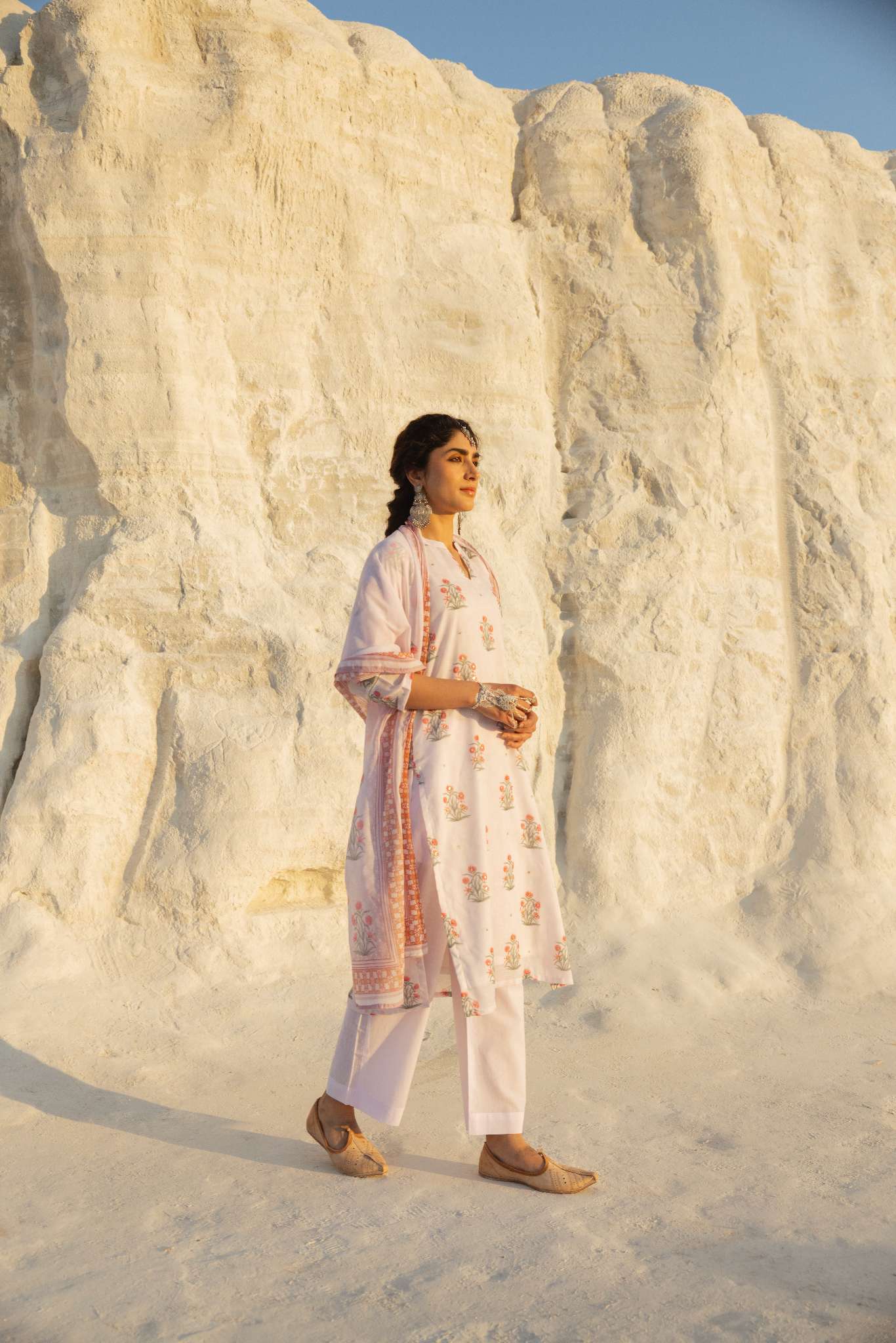 PASTEL PINK EMBROIDERED DIGITAL PRINT KURTA SET