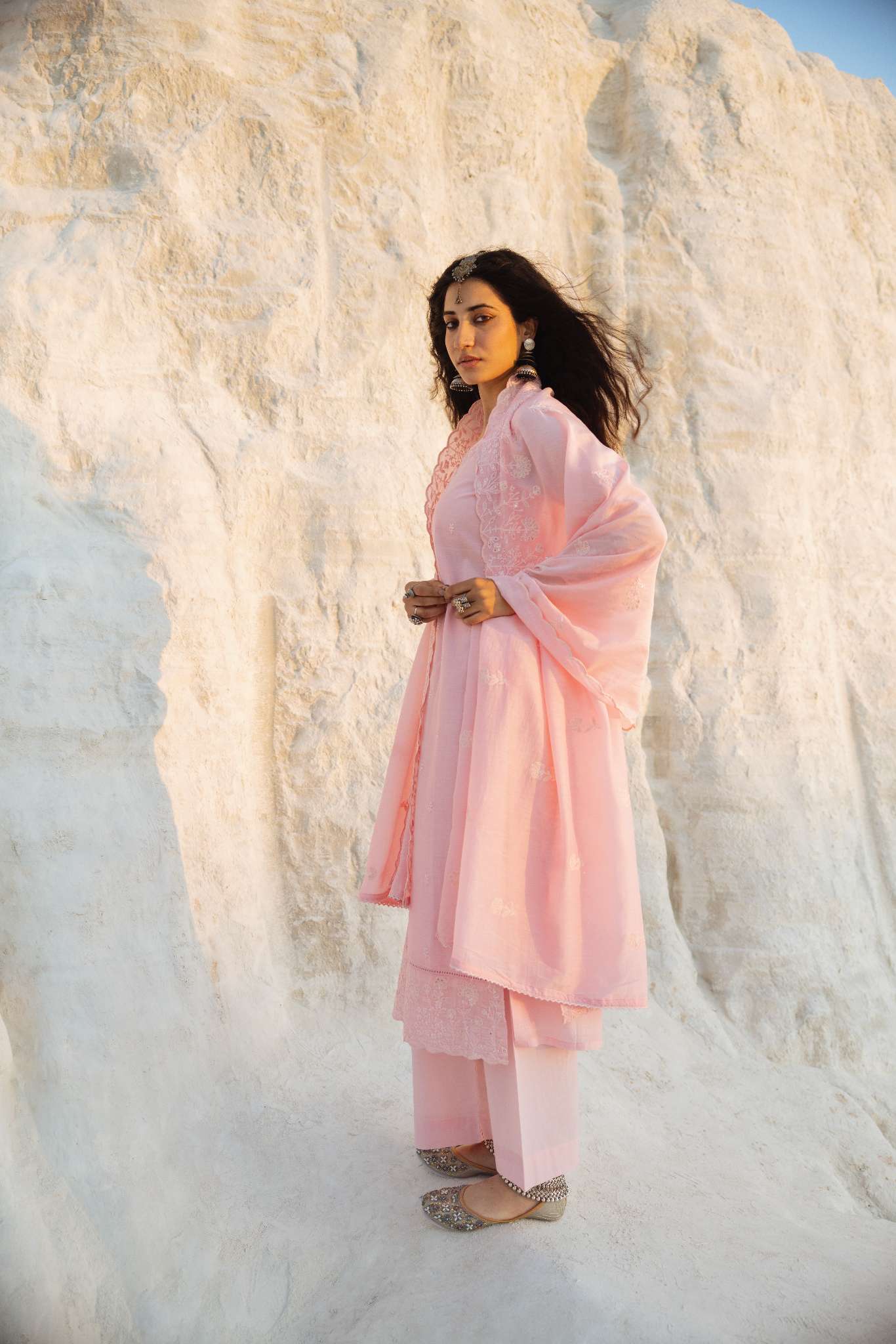 LIGHT PINK CHIKANKARI KURTA SET