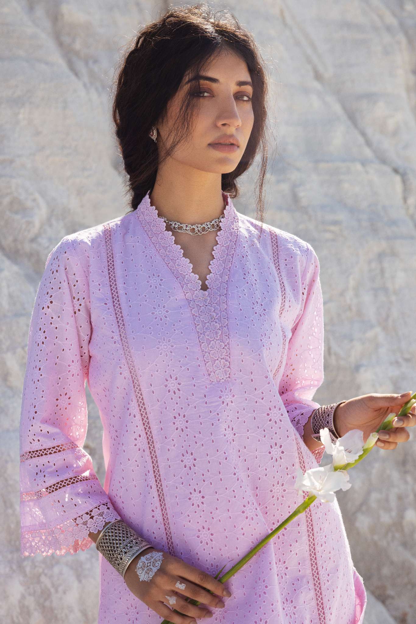 ROSE PINK SCHIFFLI KURTA SET