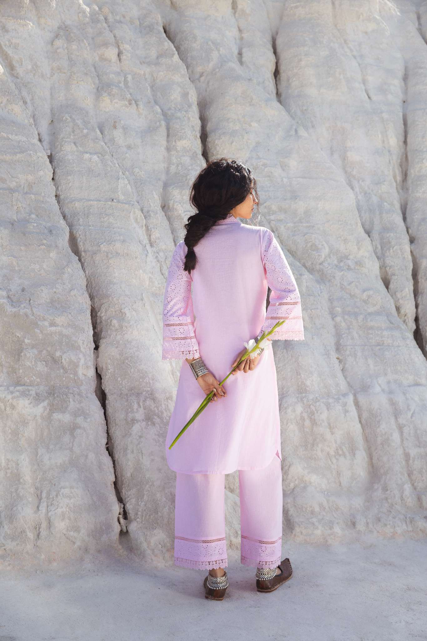 ROSE PINK SCHIFFLI KURTA SET