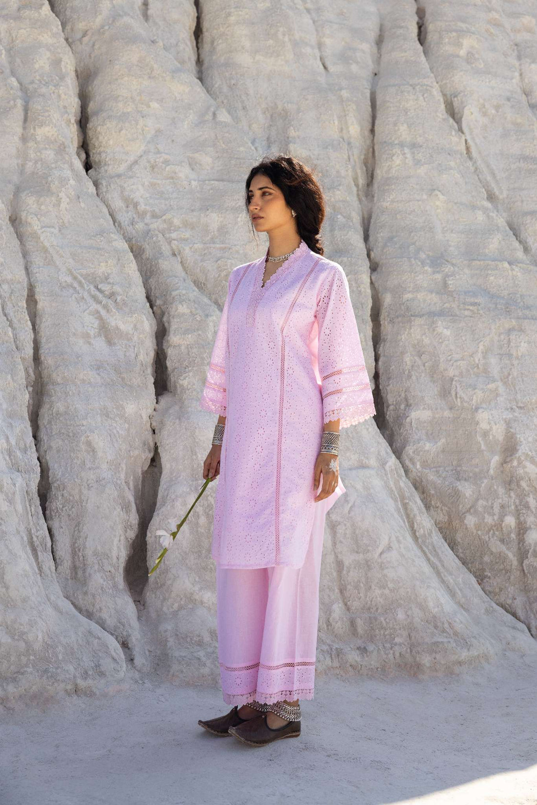ROSE PINK SCHIFFLI KURTA SET