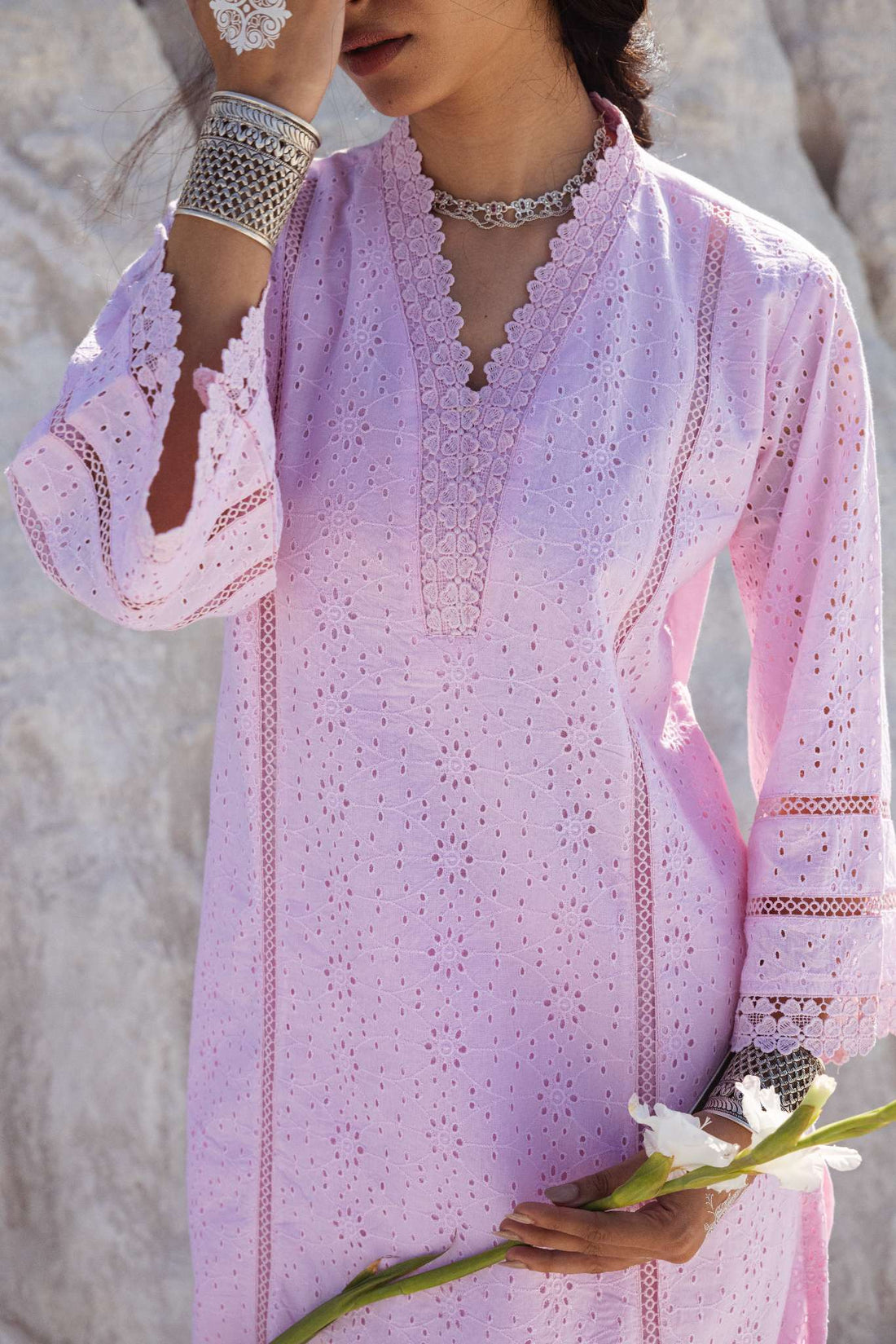 ROSE PINK SCHIFFLI KURTA SET