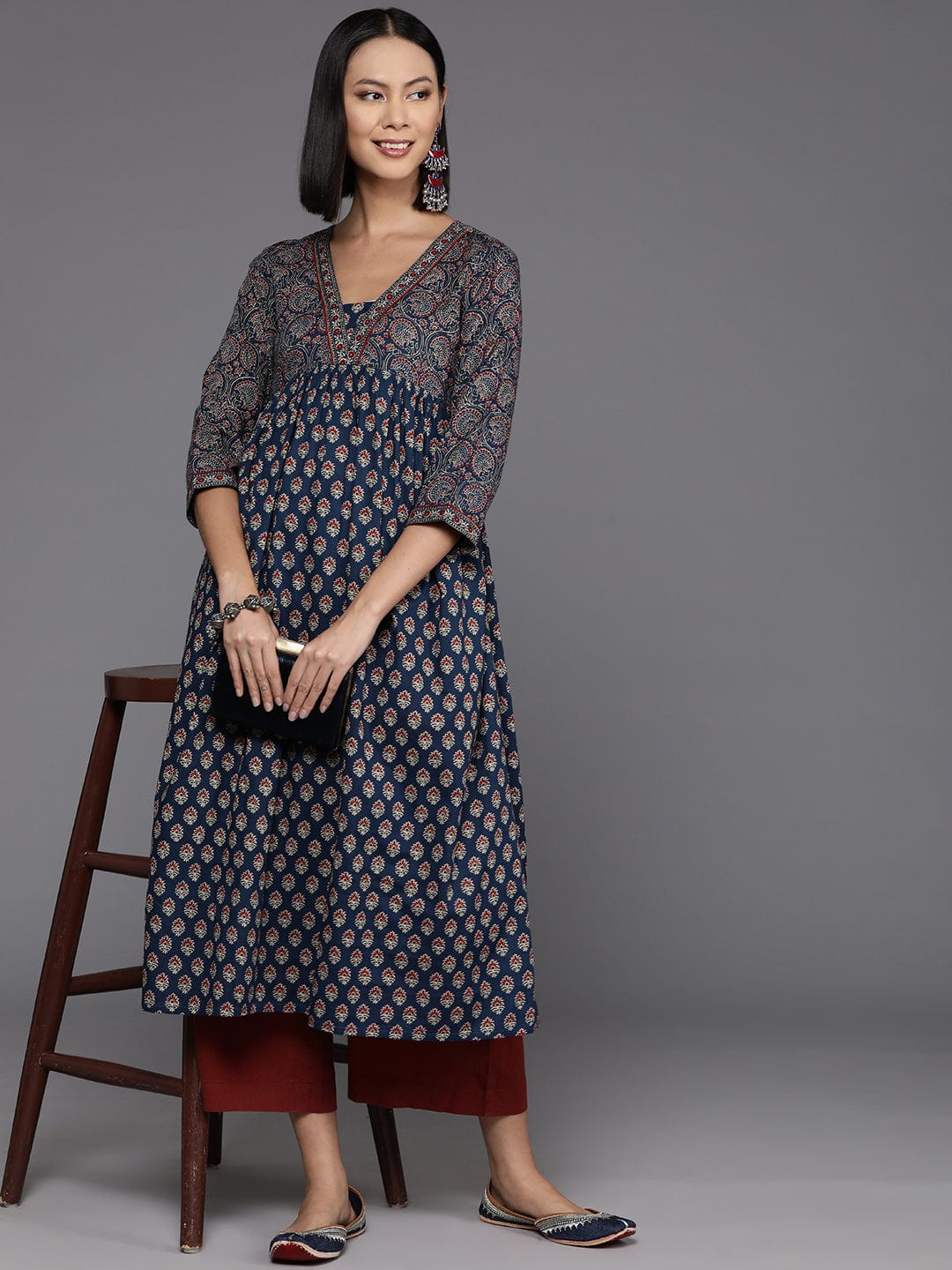 zeyvelle Women Blue And Maroon Bandez Printed Anarkali Kurta