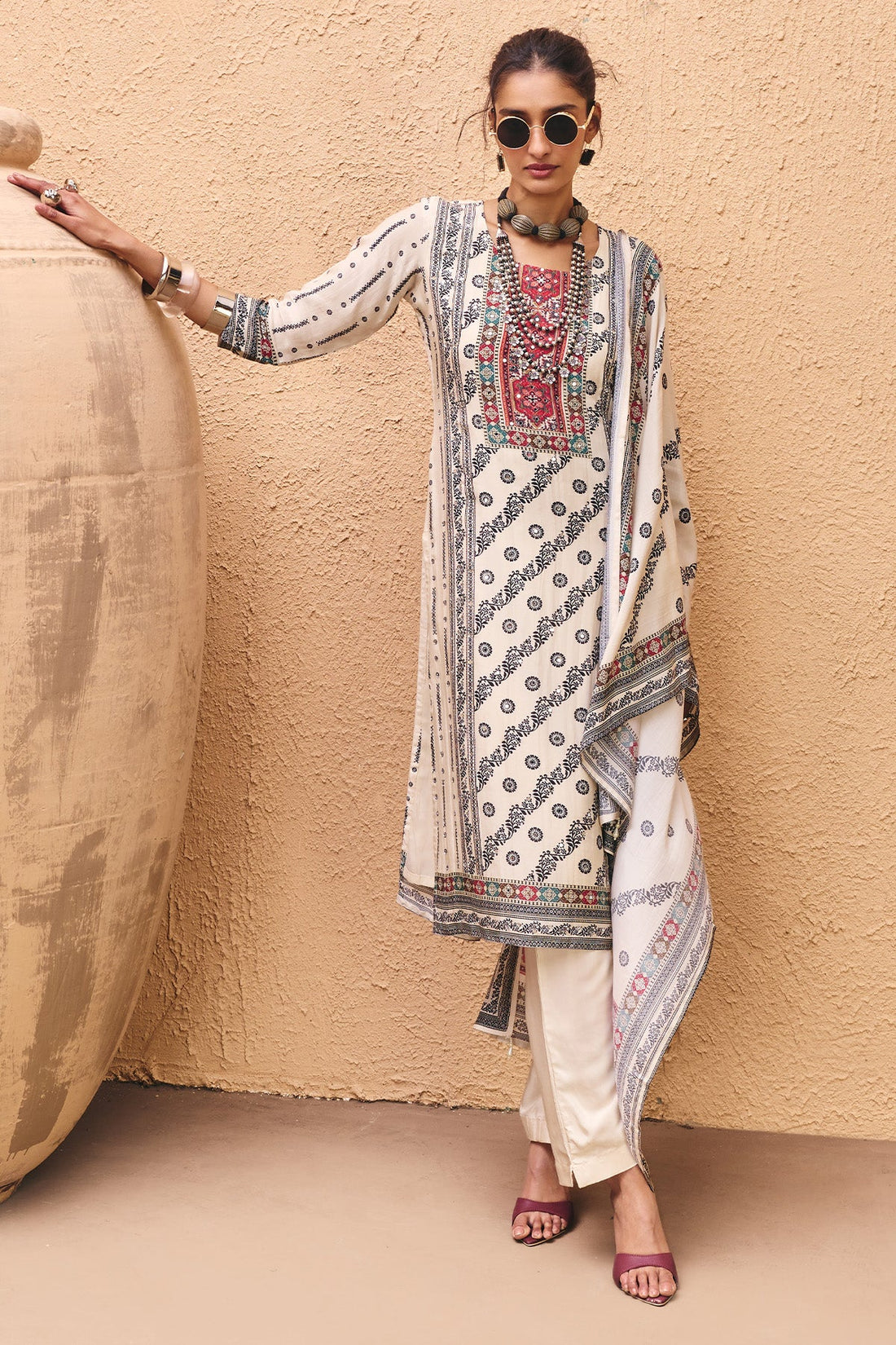 Cream Mirror Embellished Kurta 3 Pcs Set