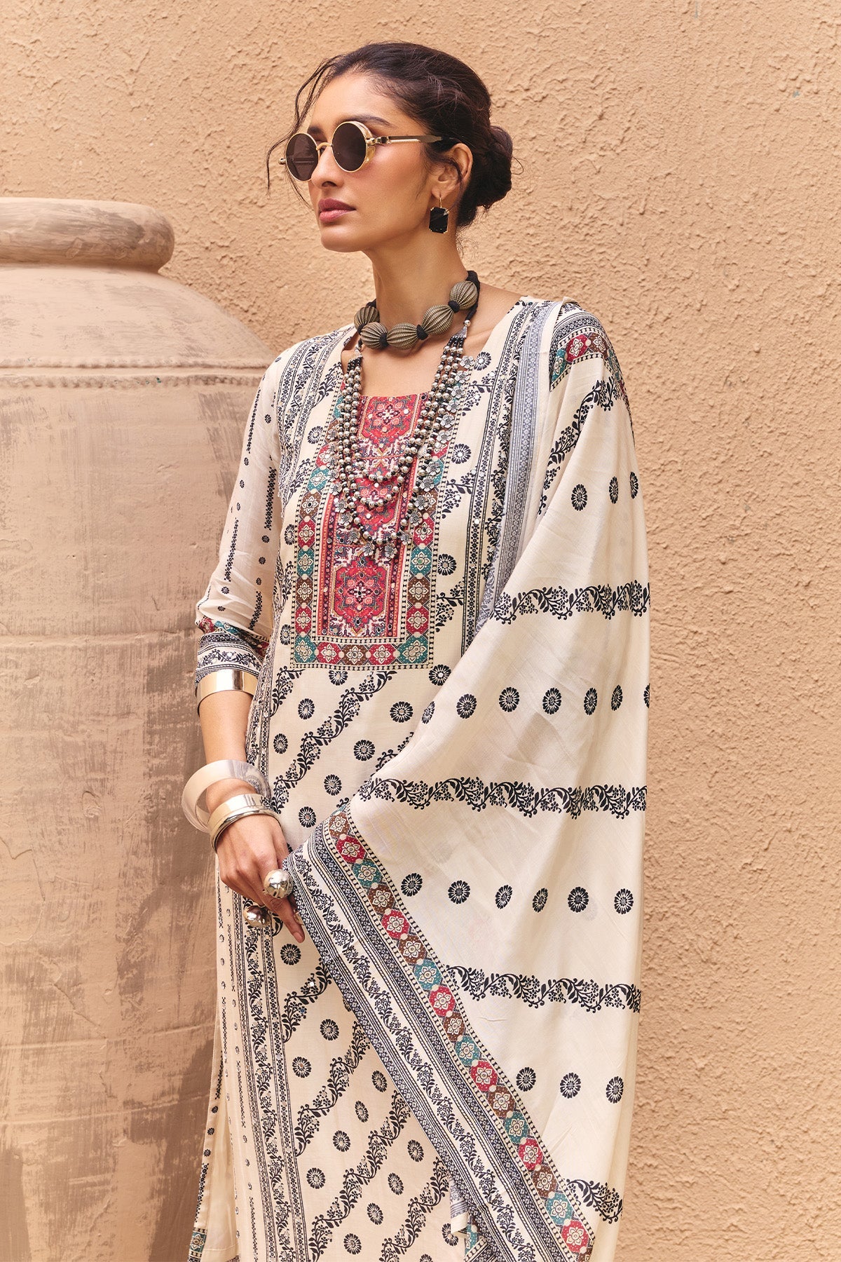 Cream Mirror Embellished Kurta 3 Pcs Set