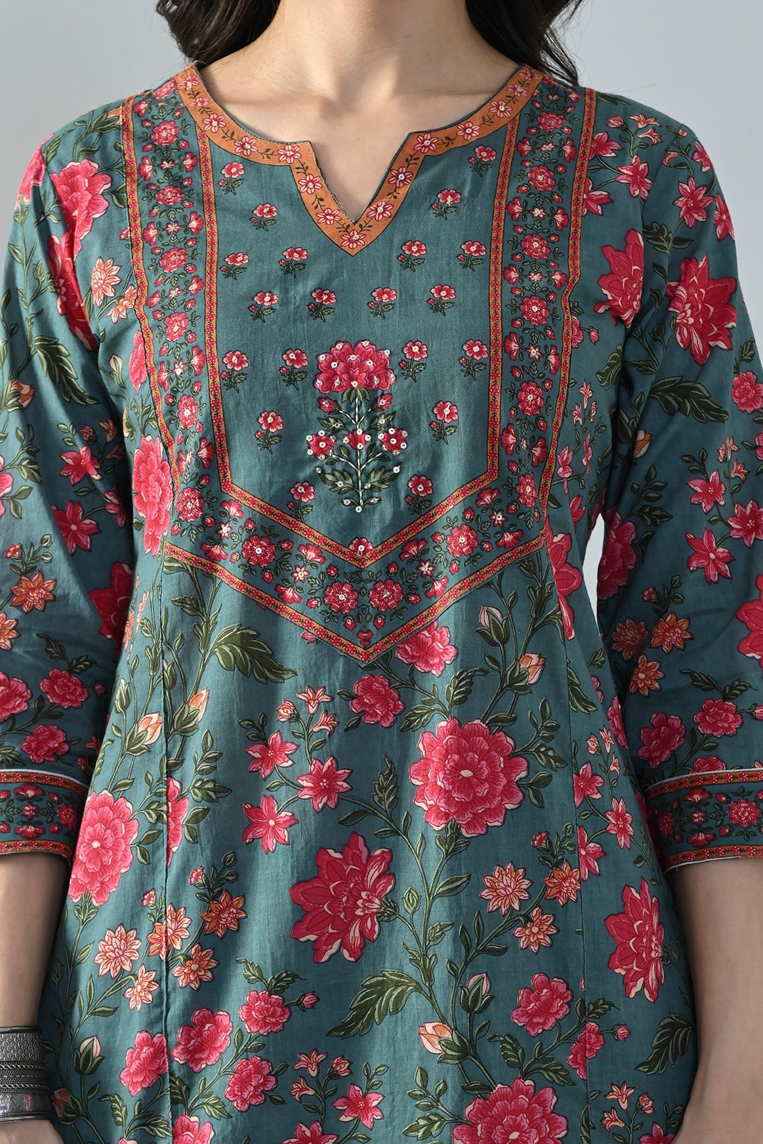Grey Printed Straight Kurta 2 Pcs Set