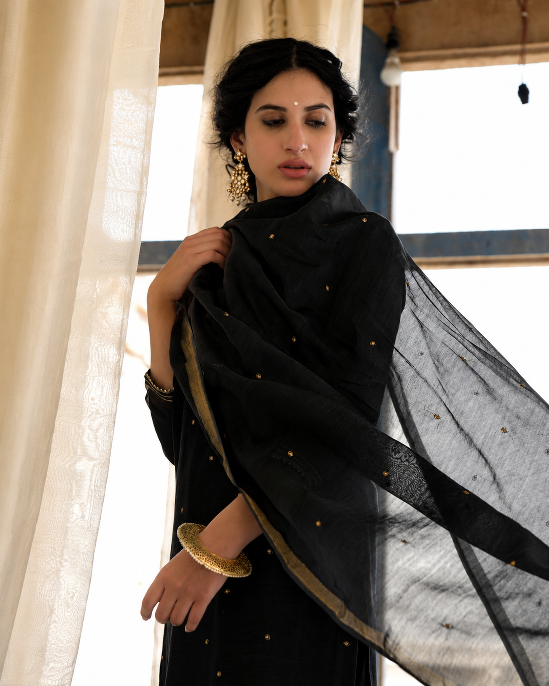 BLACK MUL CHANDERI KURTA SET