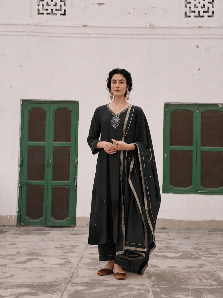 BLACK MUL CHANDERI KURTA SET