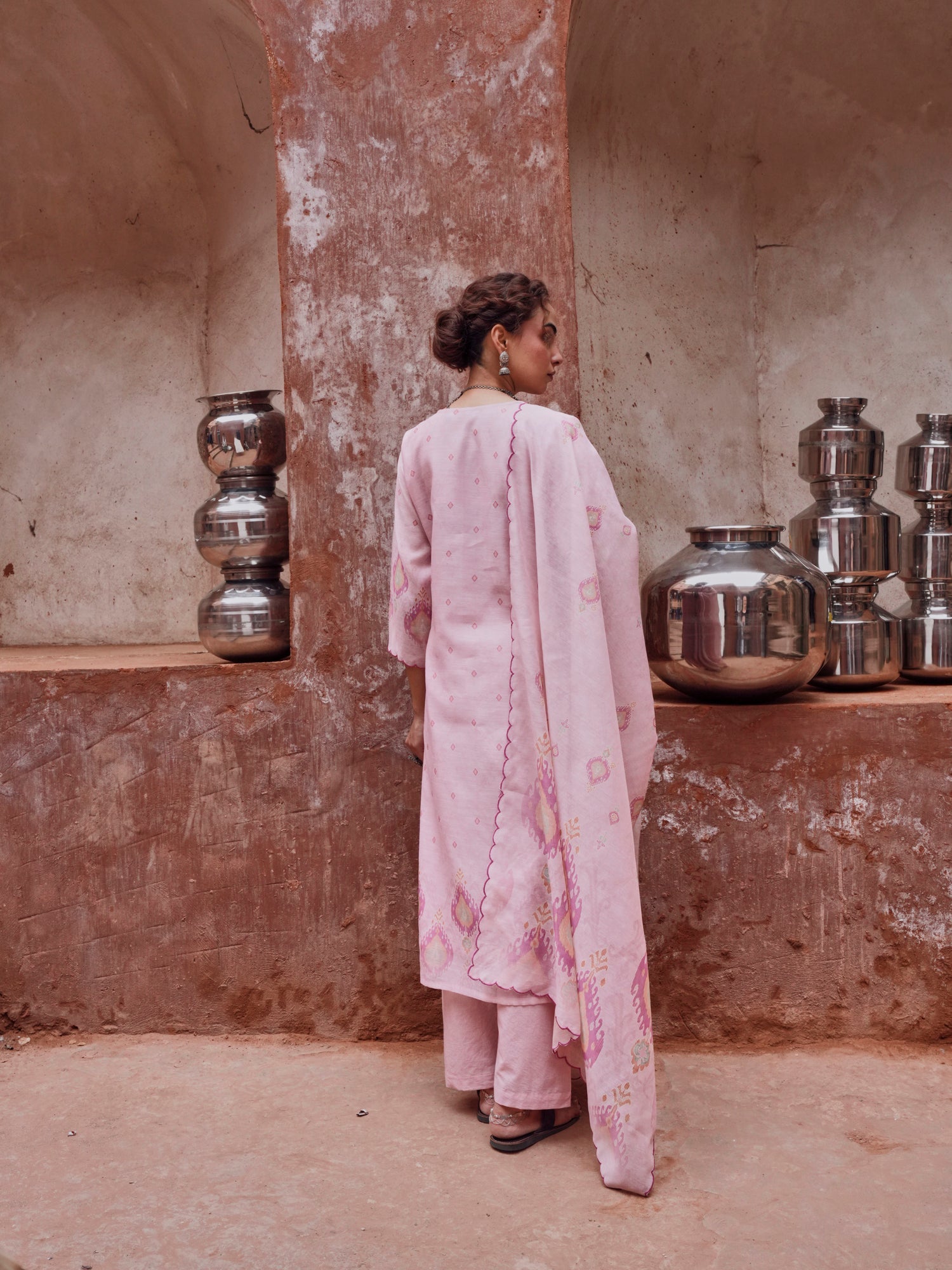 PINK EMBROIDERED SUIT SET IN CHANDERI