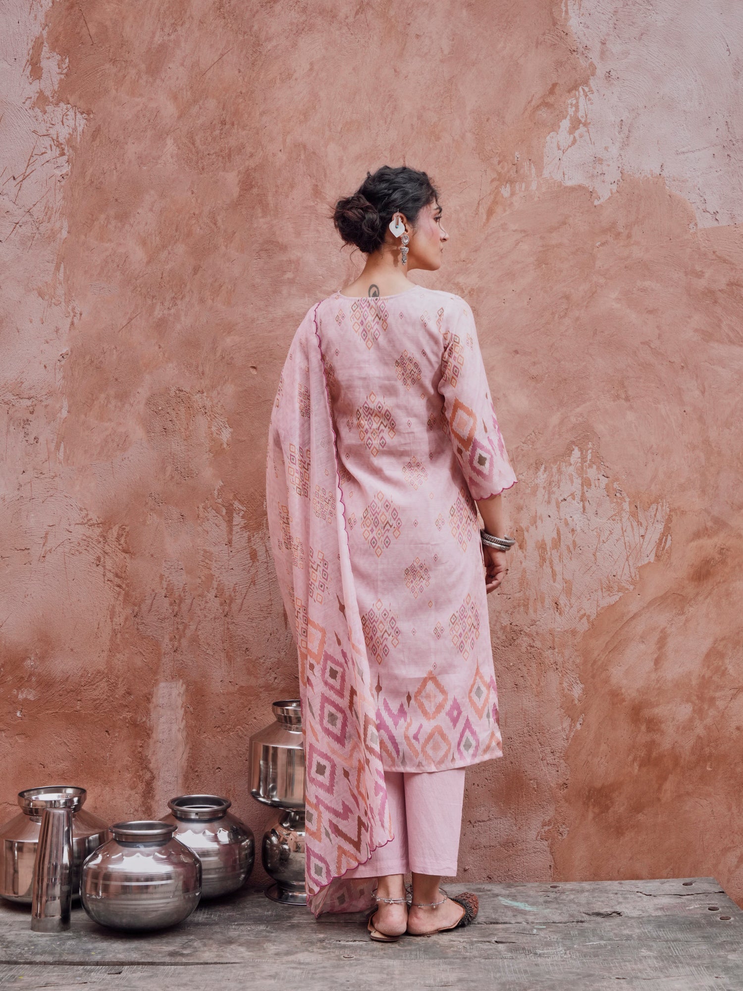 PINK IKKAT PRINT CHANDERI KURTA SET