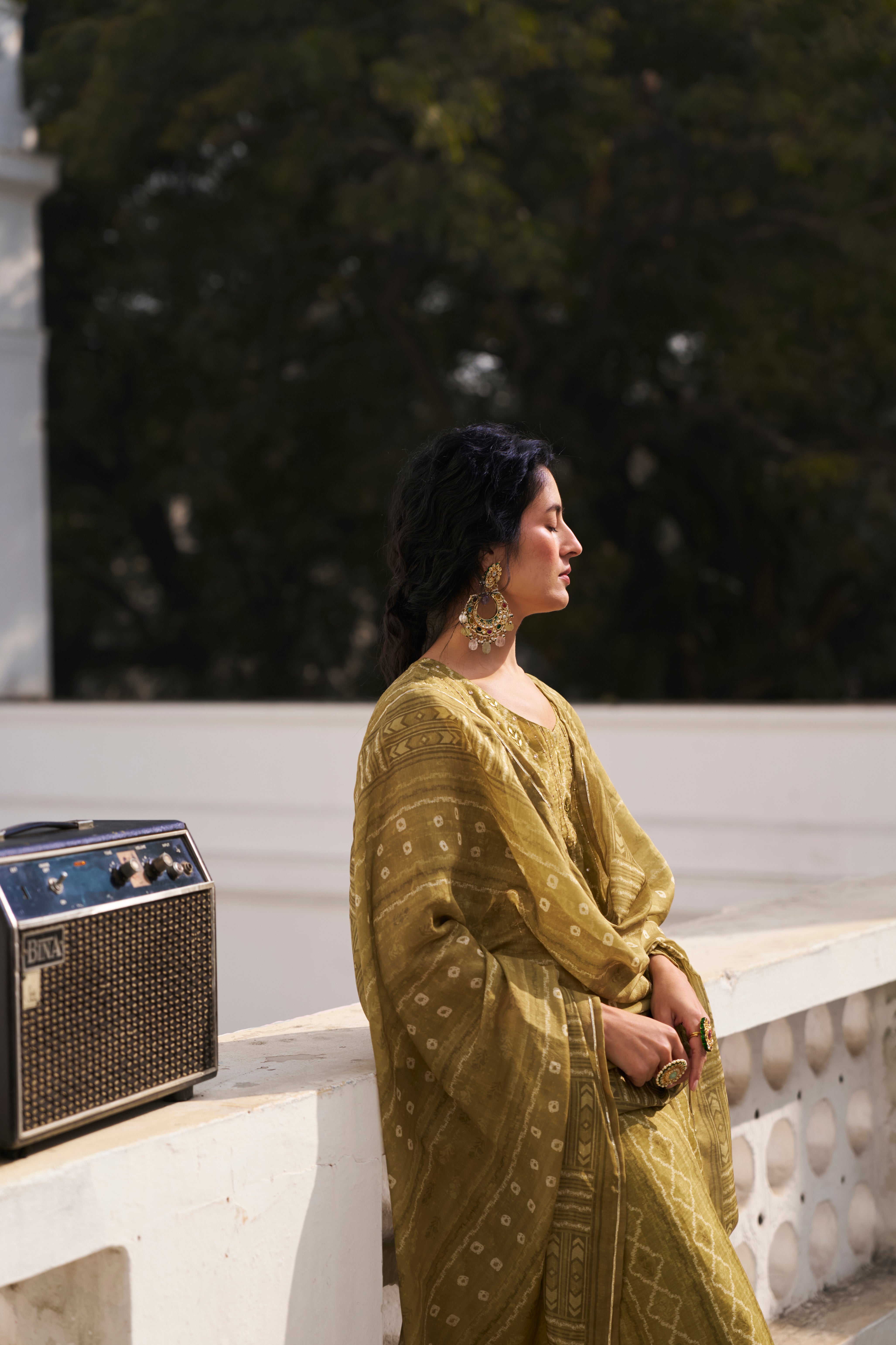 OLIVE GREEN CHANDERI KURTA SET