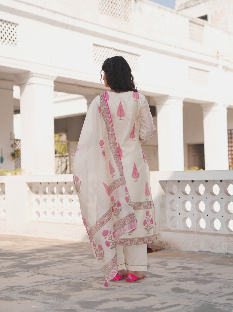 Ivory Fuchsia Printed Kurta Set