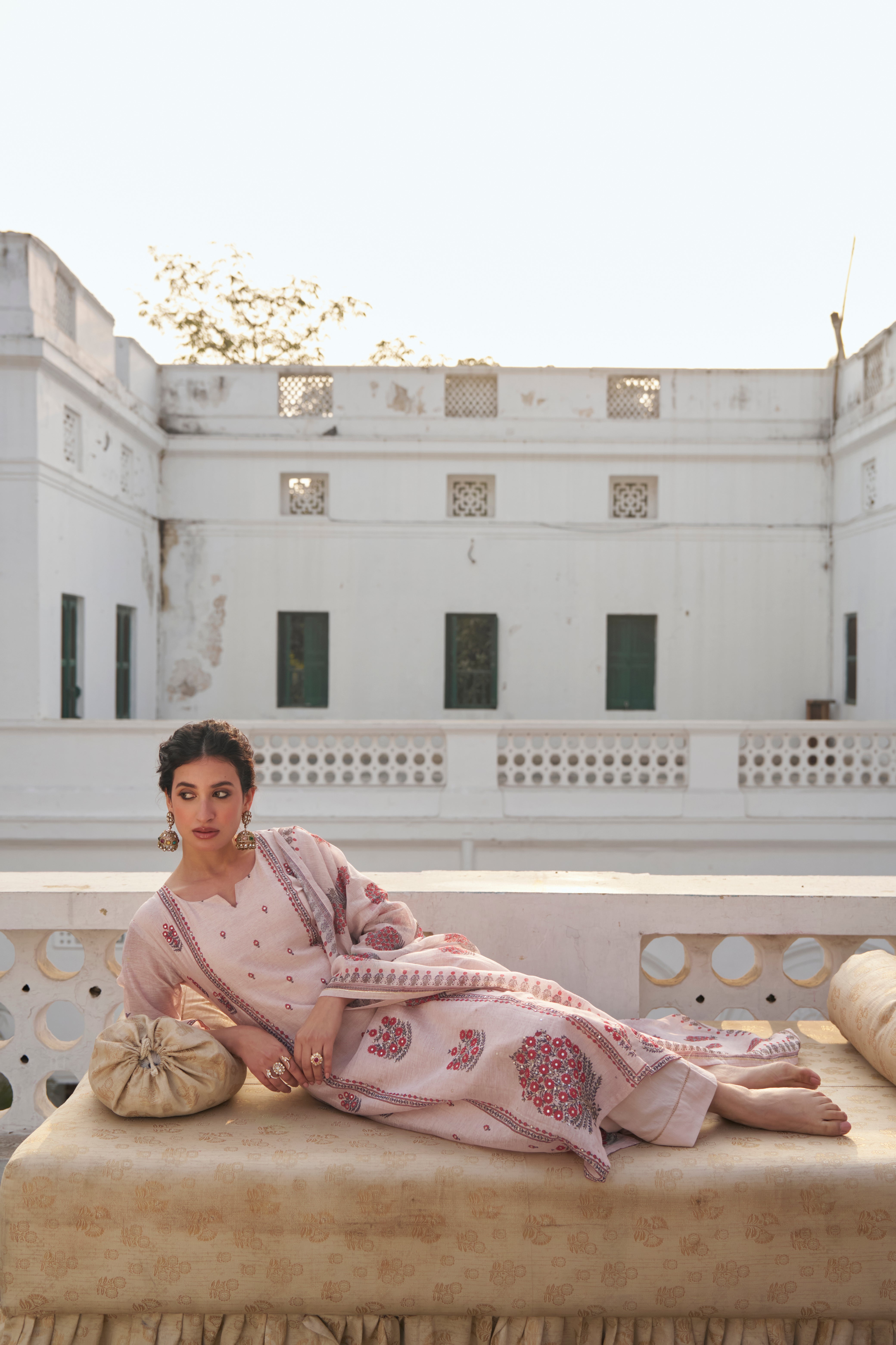 BABY PINK LINEN KURTA SET