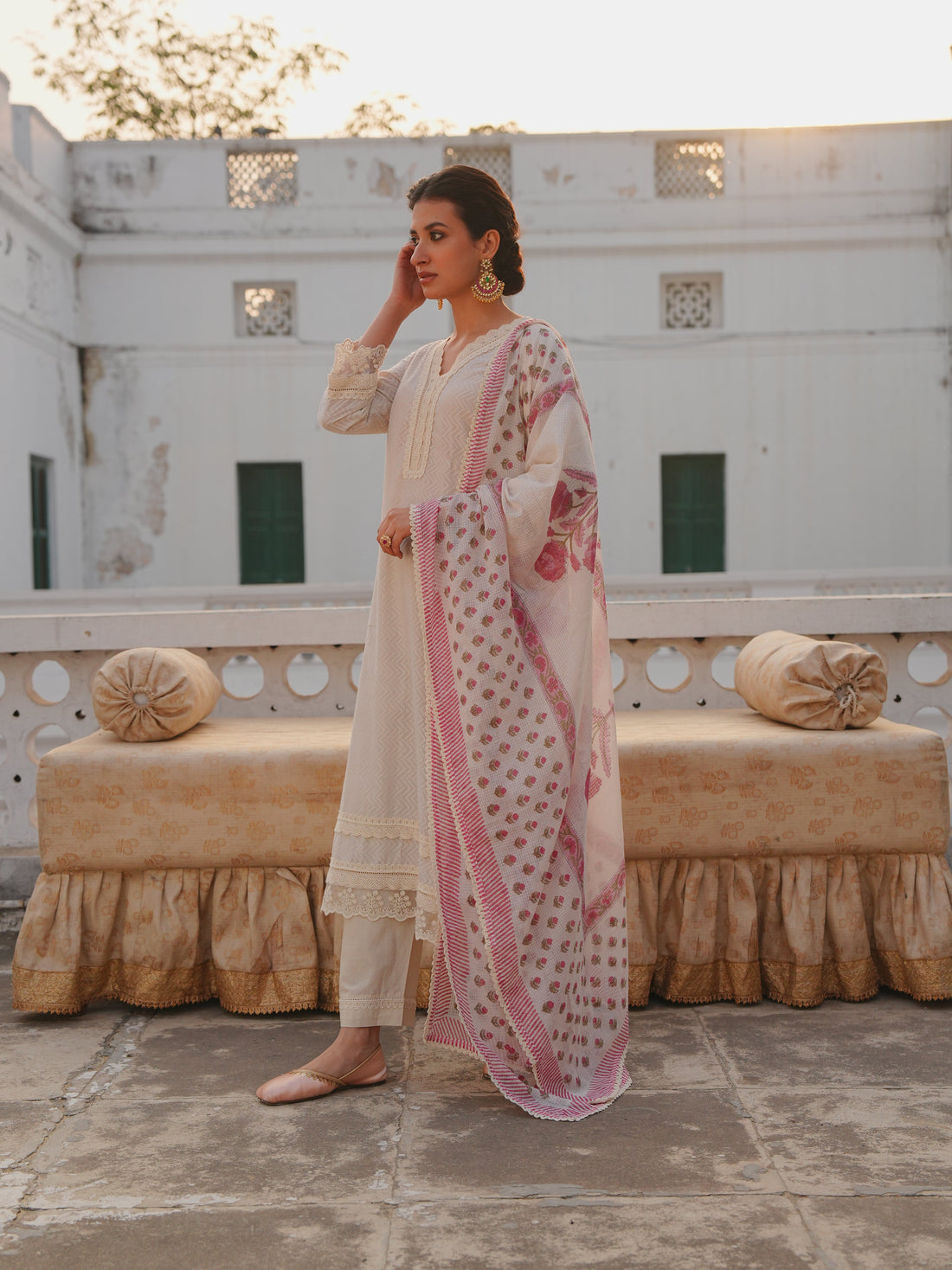 OFF WHITE KURTA SET