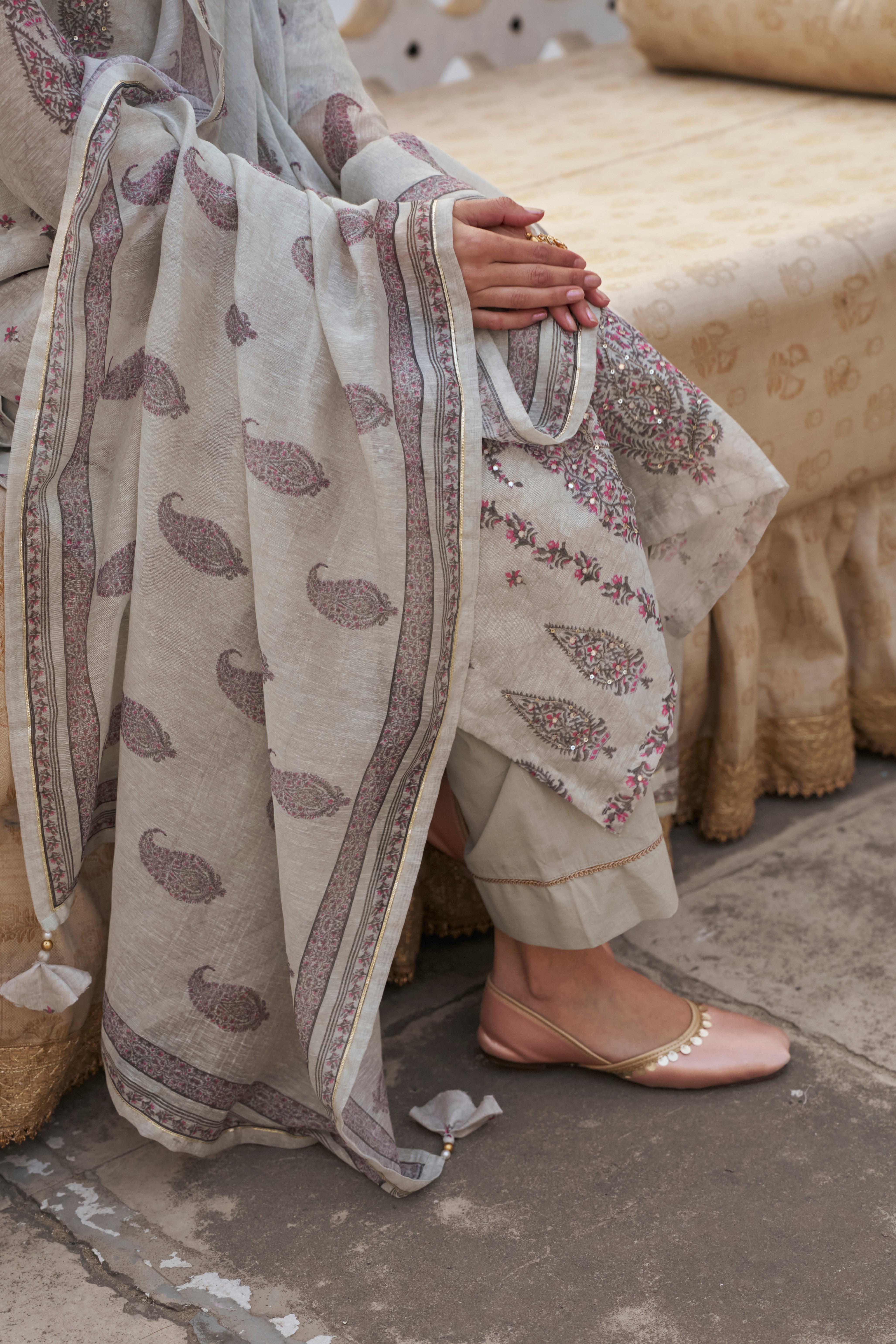 GREY  LINEN KURTA SET