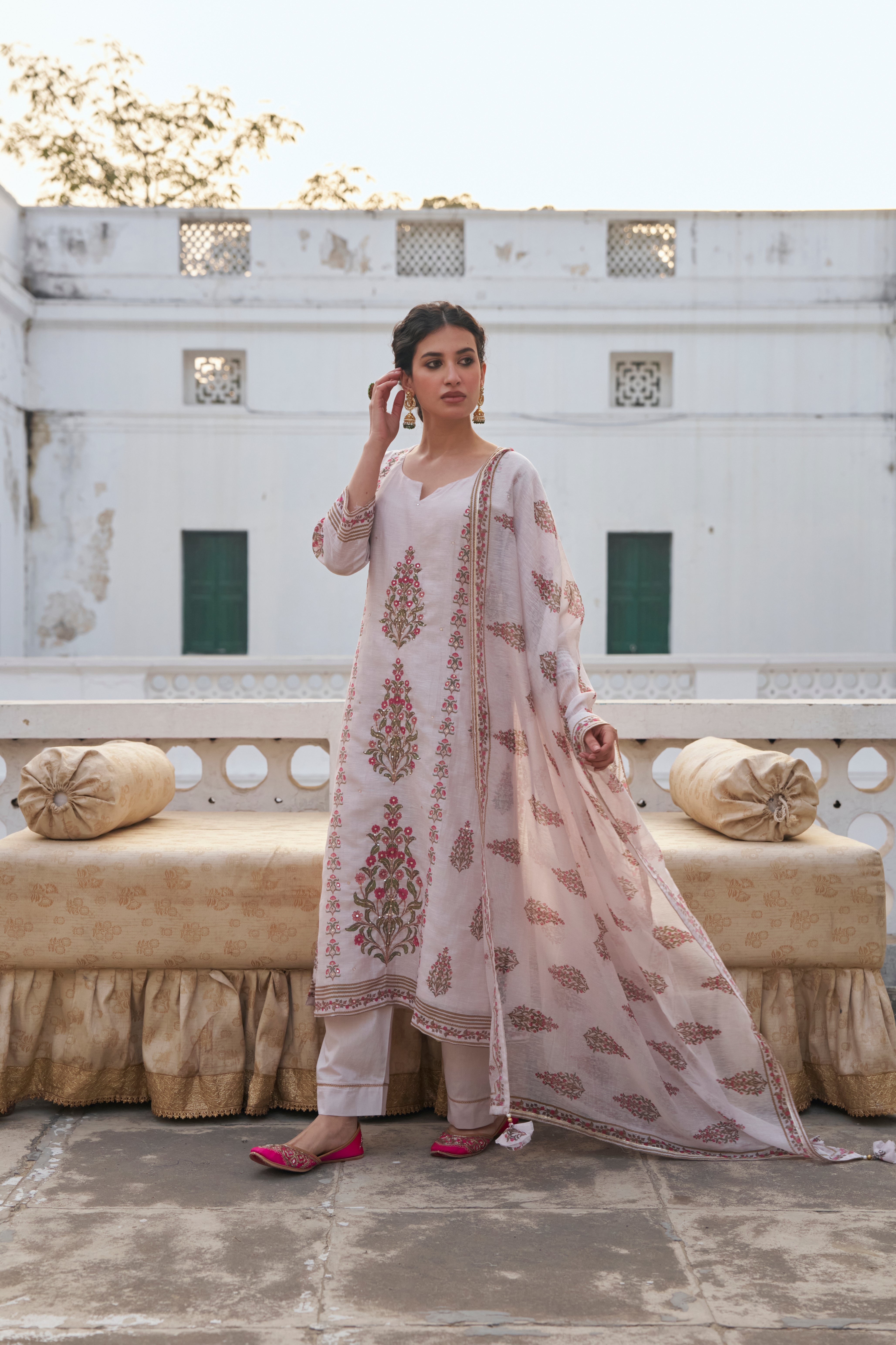 BLUSH HERITAGE LINEN KURTA SET