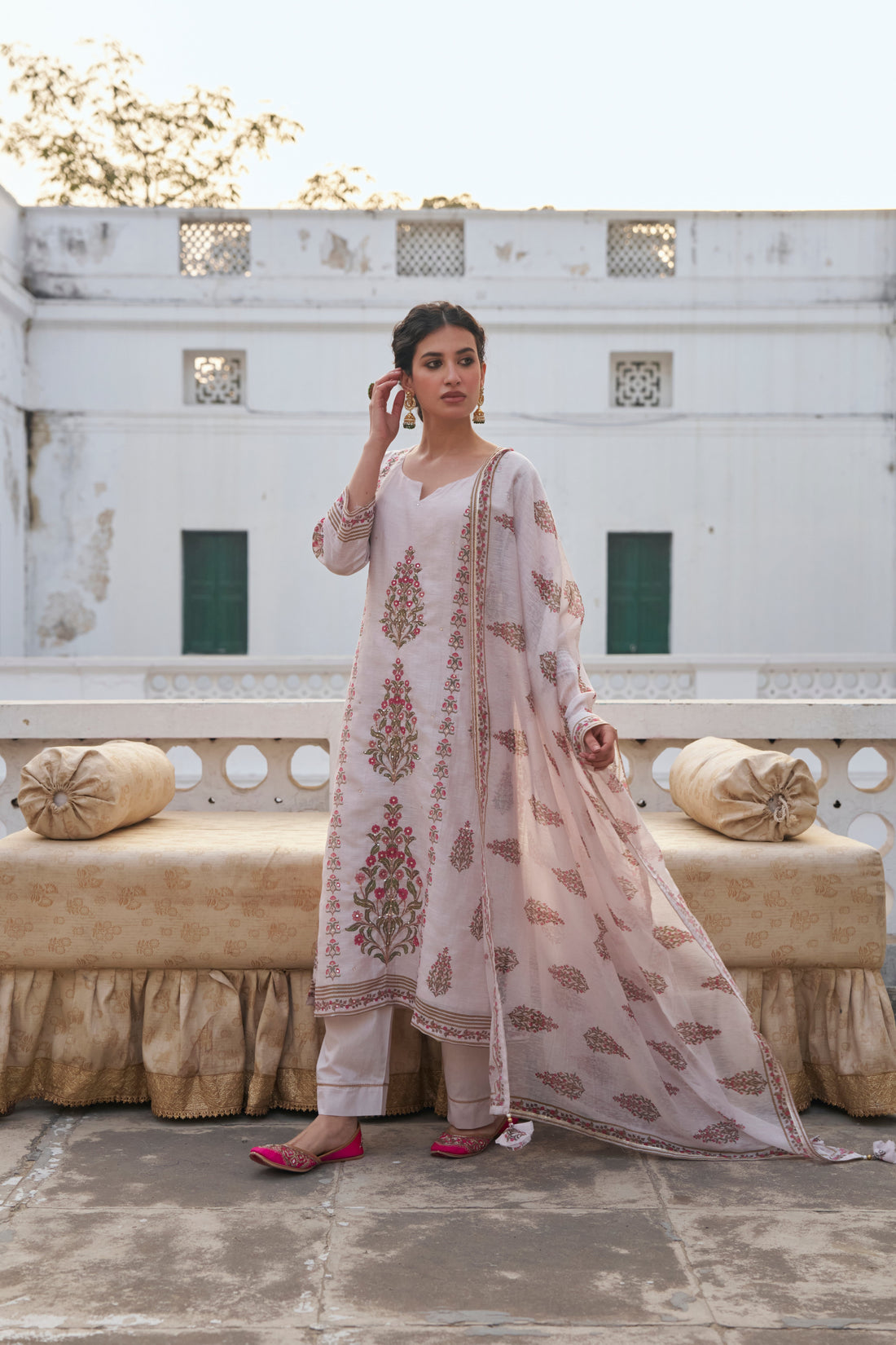 BLUSH HERITAGE LINEN KURTA SET