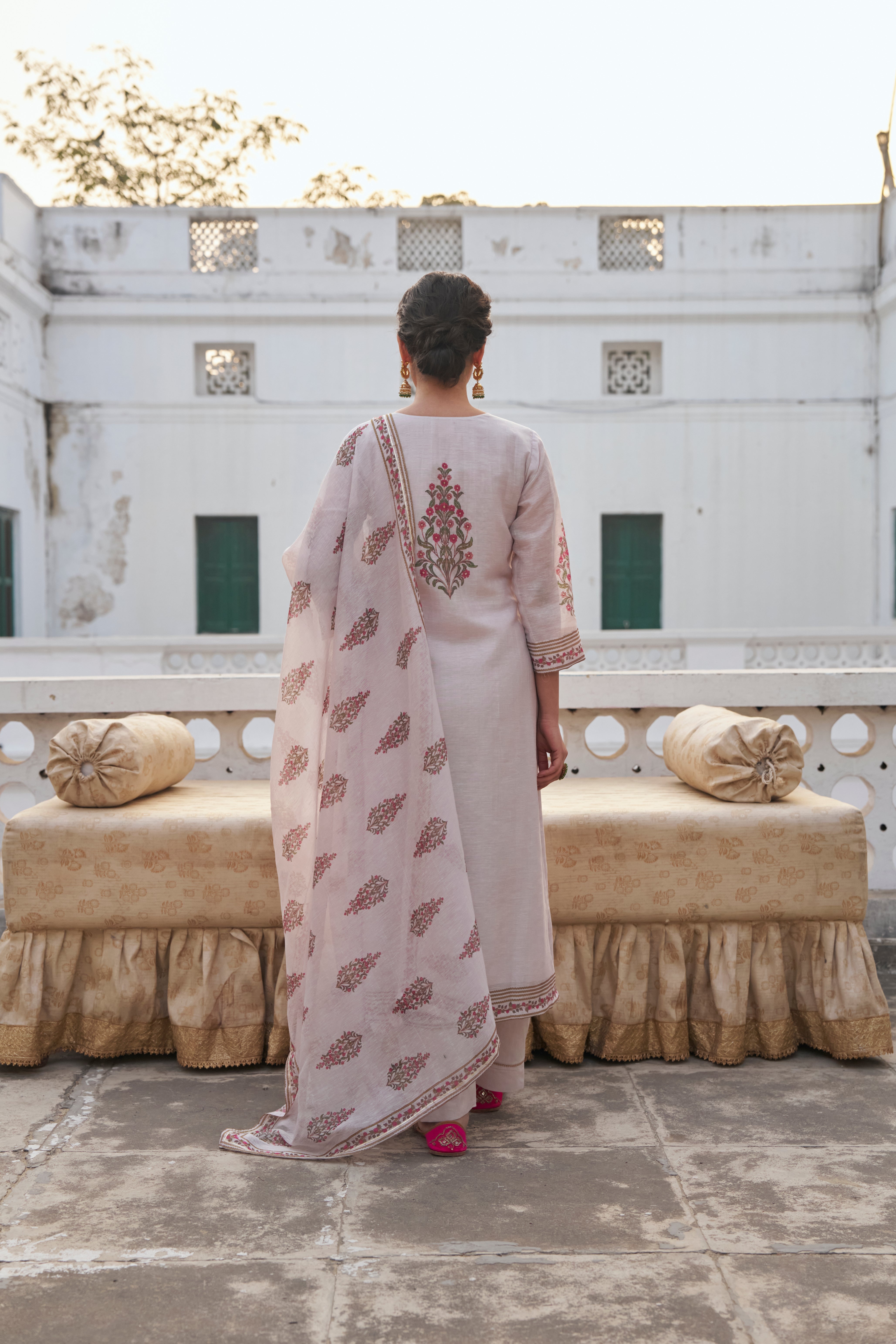 BLUSH HERITAGE LINEN KURTA SET