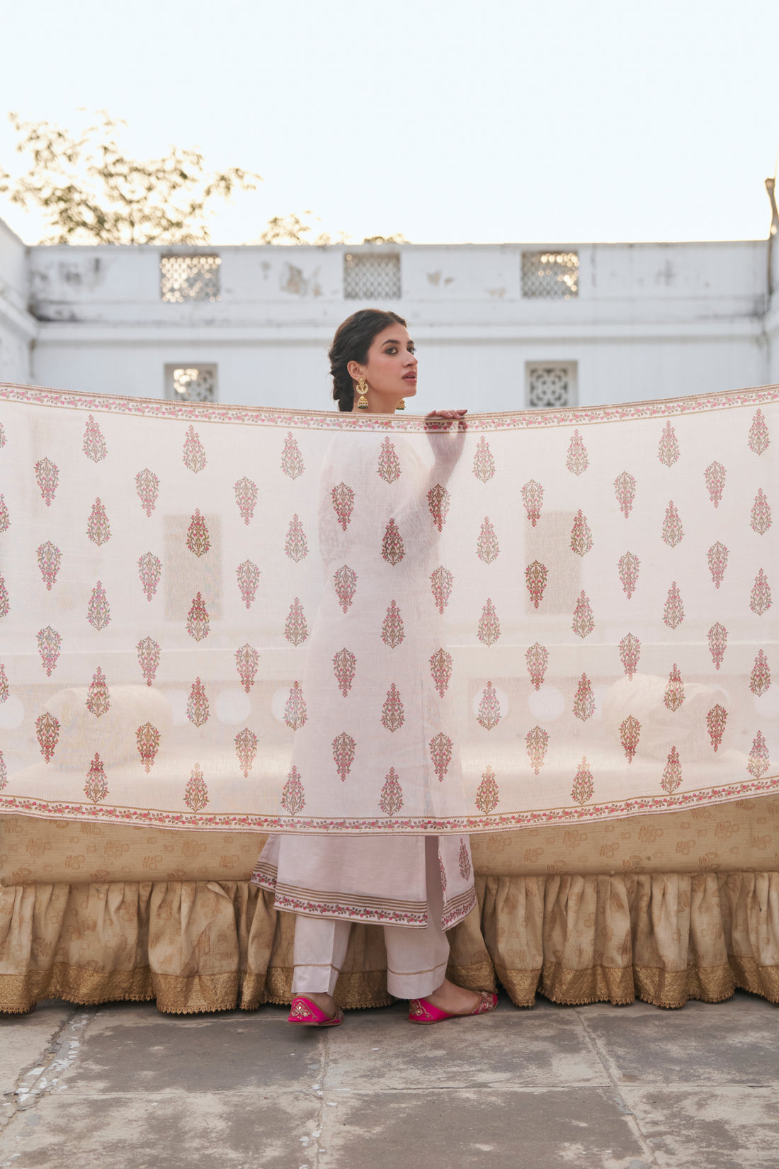 BLUSH HERITAGE LINEN KURTA SET