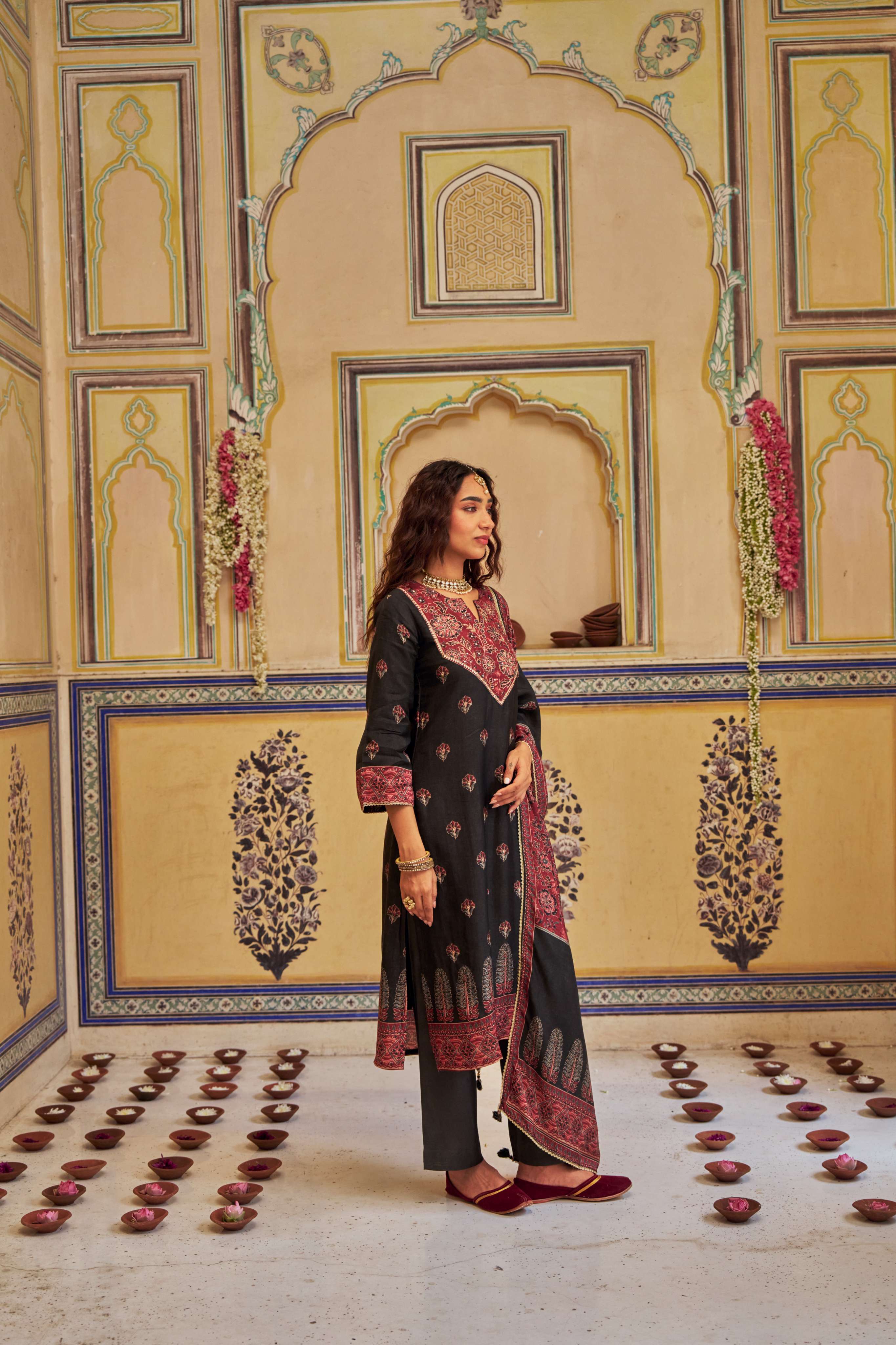 BLACK RUSSIAN SILK KURTA SET