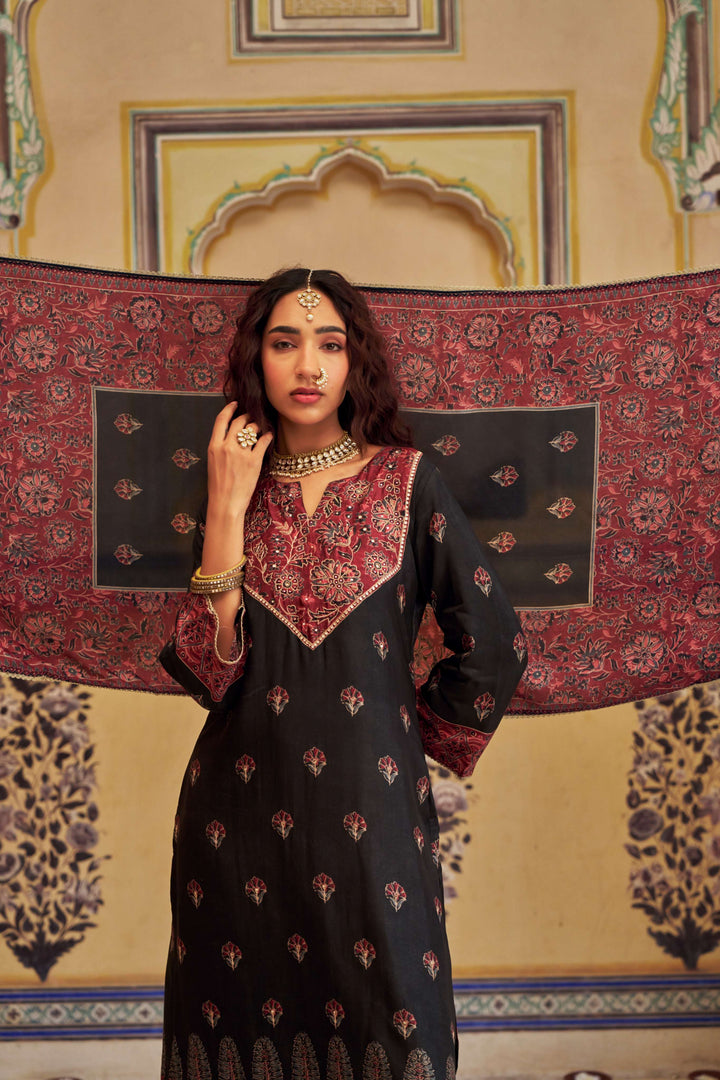 BLACK RUSSIAN SILK KURTA SET
