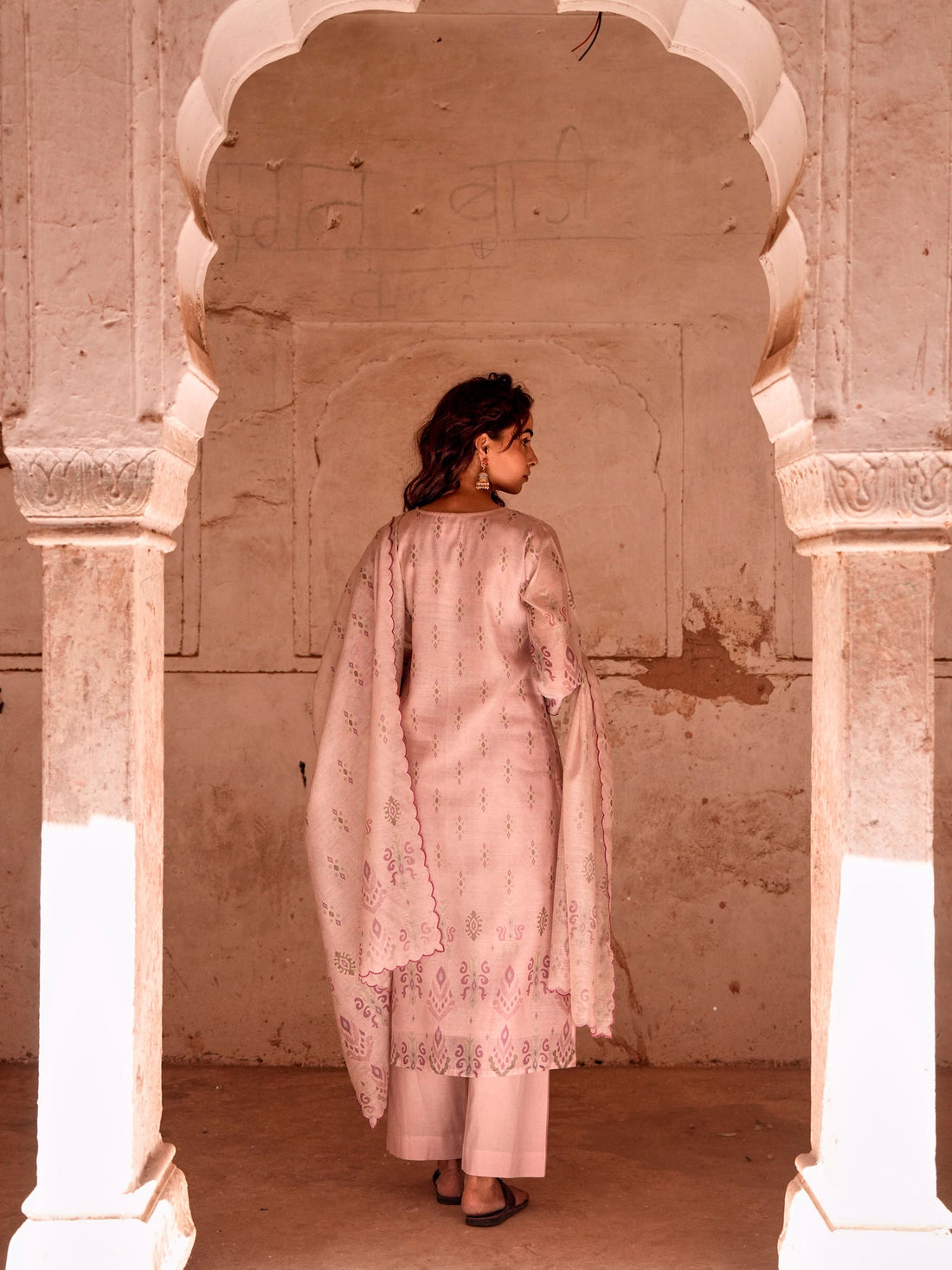 MAUVE EMBROIDERED CHANDERI SUIT SET