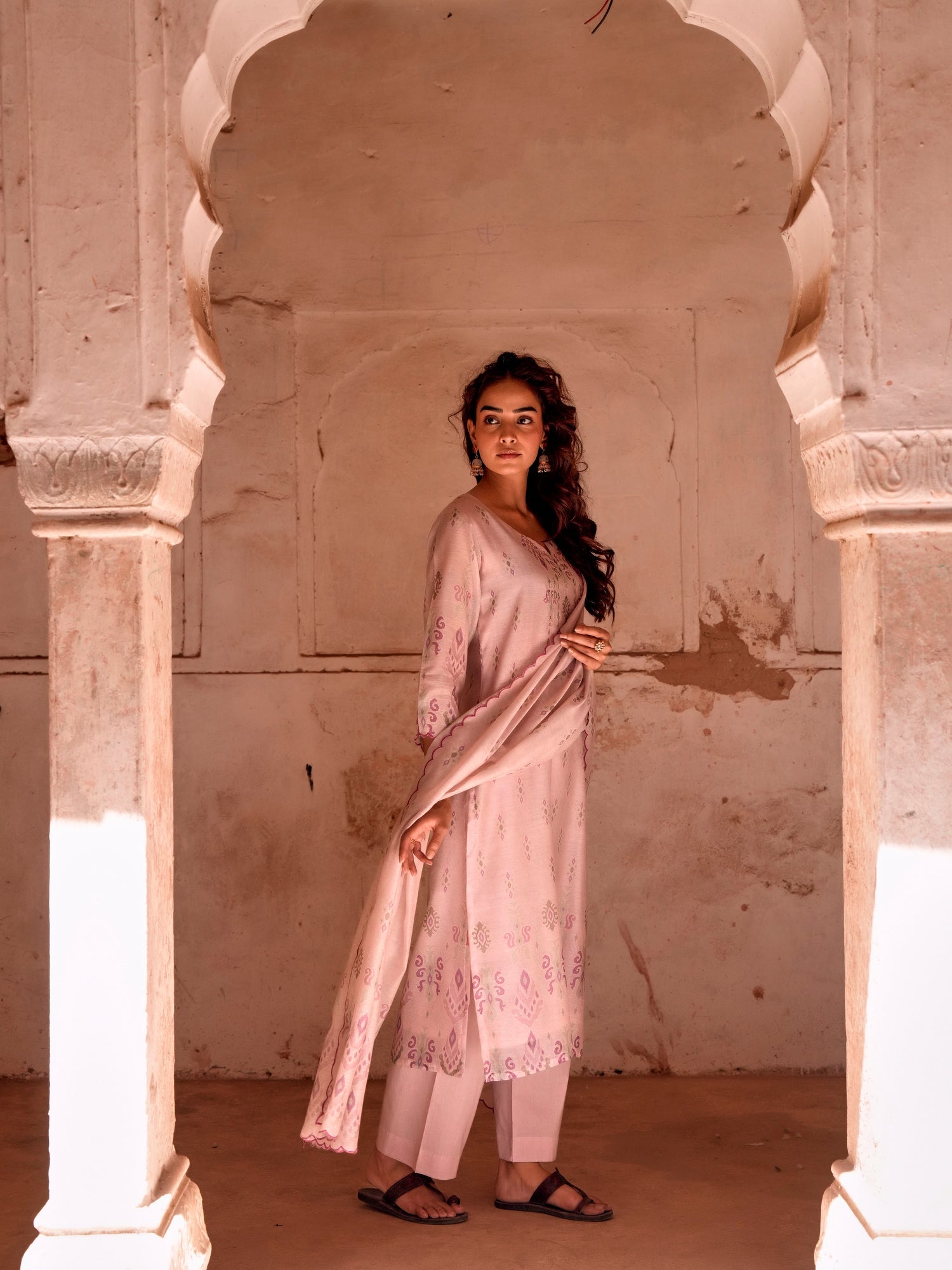 MAUVE EMBROIDERED CHANDERI SUIT SET