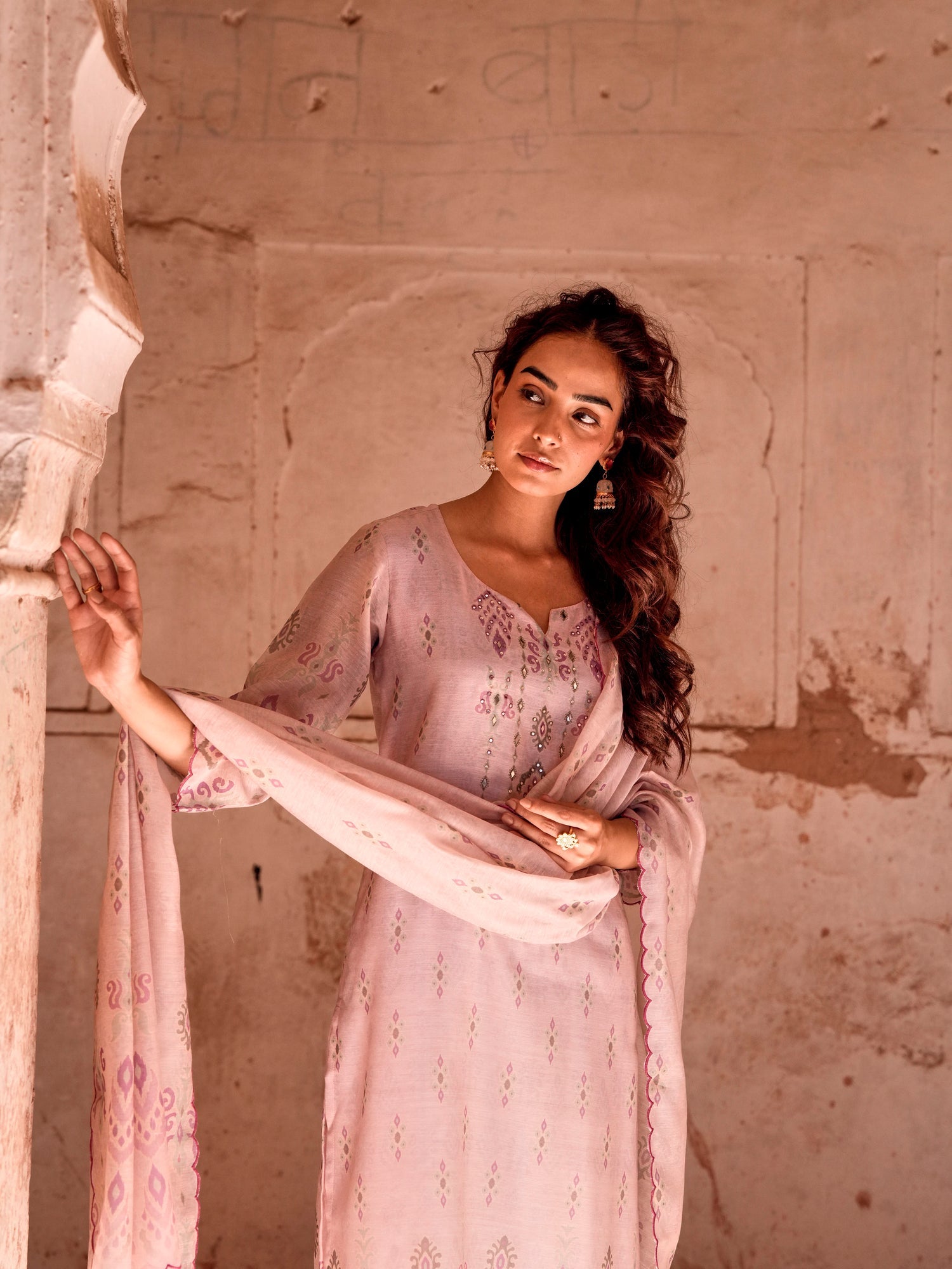 MAUVE EMBROIDERED CHANDERI SUIT SET