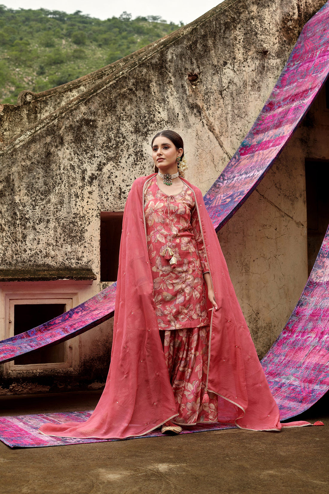 BRICK RED GARARA SET