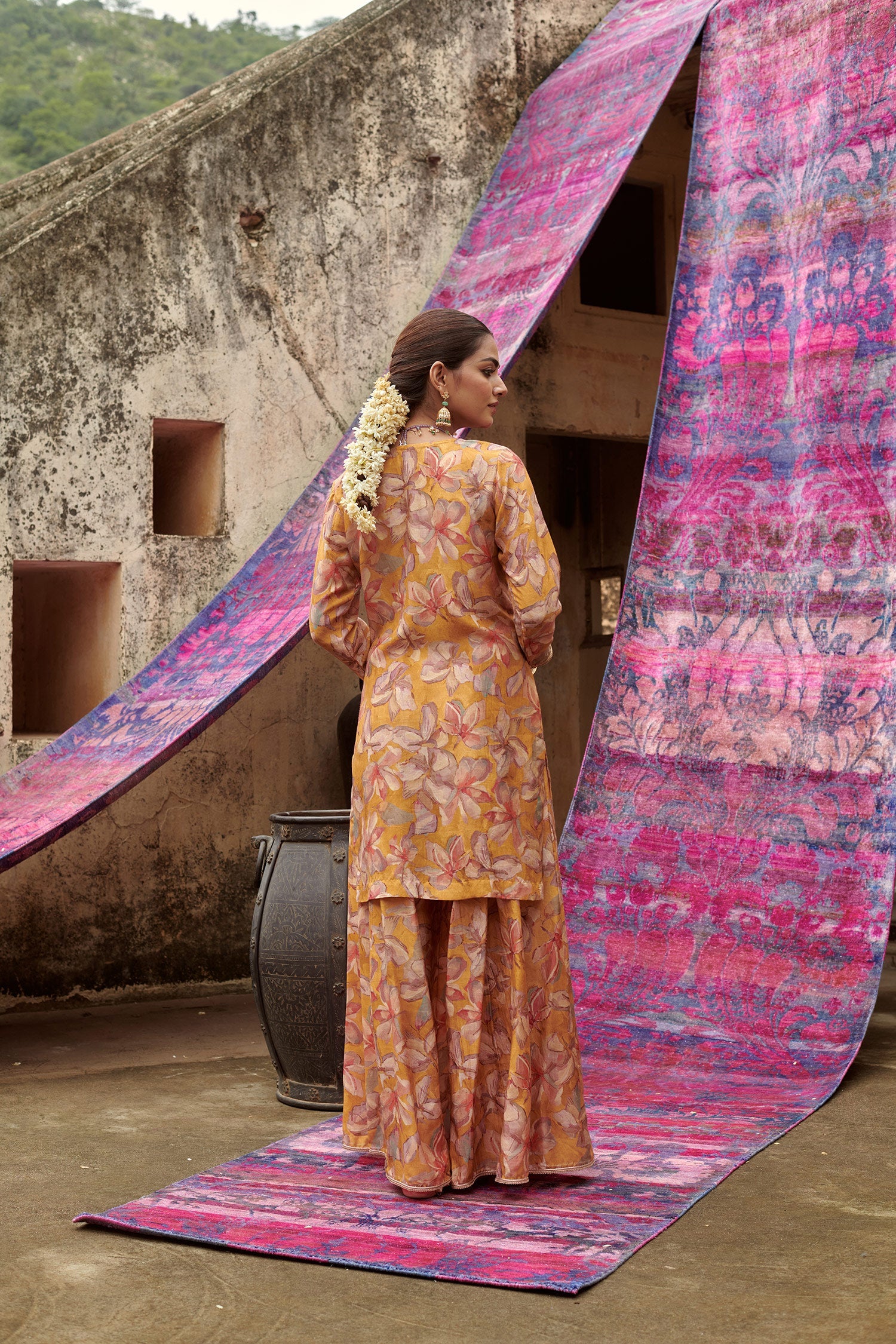 MUSTARD GARARA SET