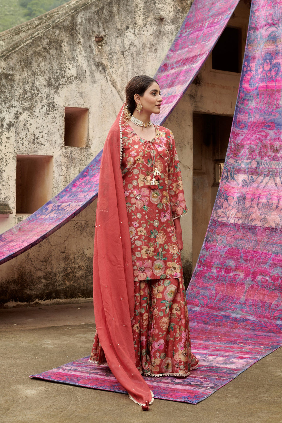 FLORAL RED GARARA SET